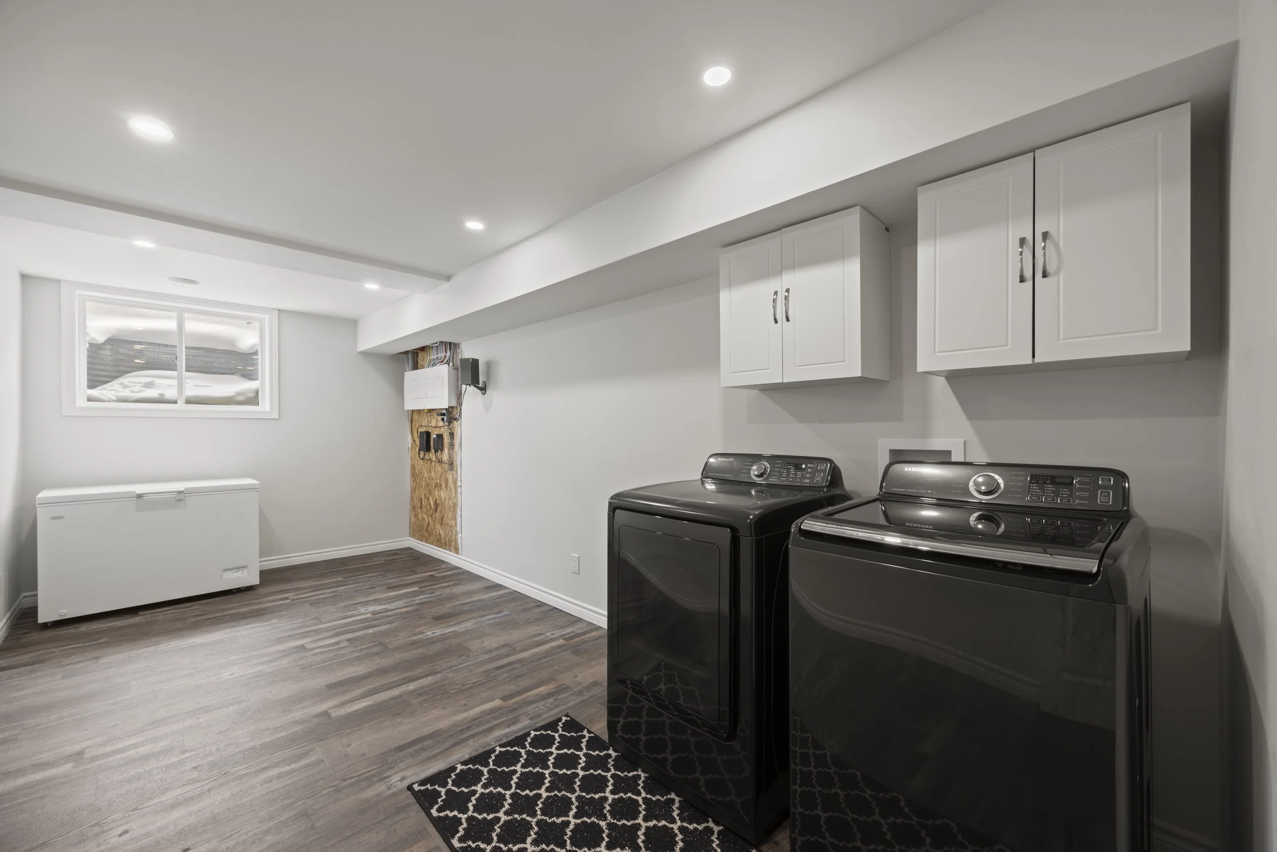 21 Middle St -40.JPG