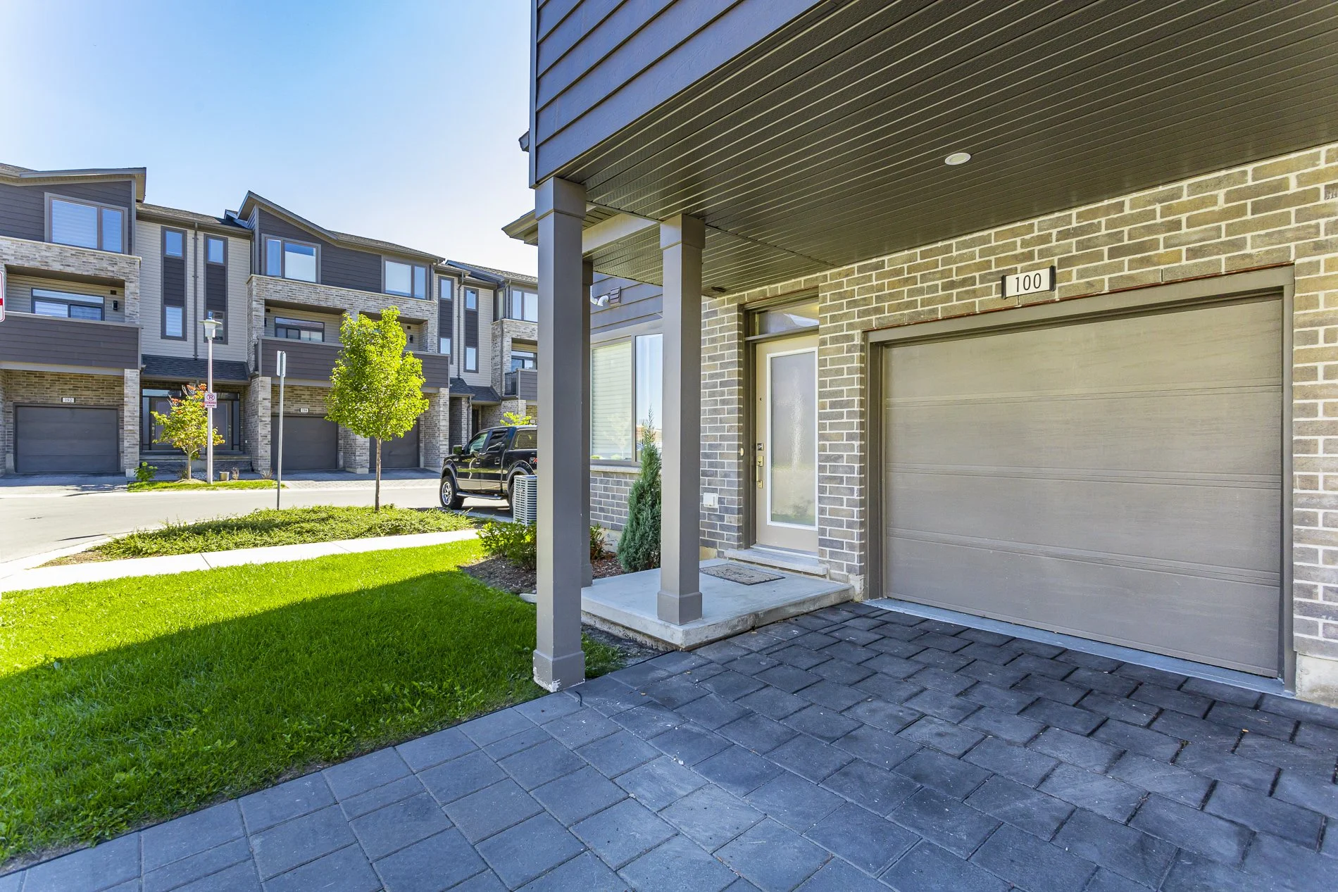 100-1960 Dalmagarry Rd_06.jpg