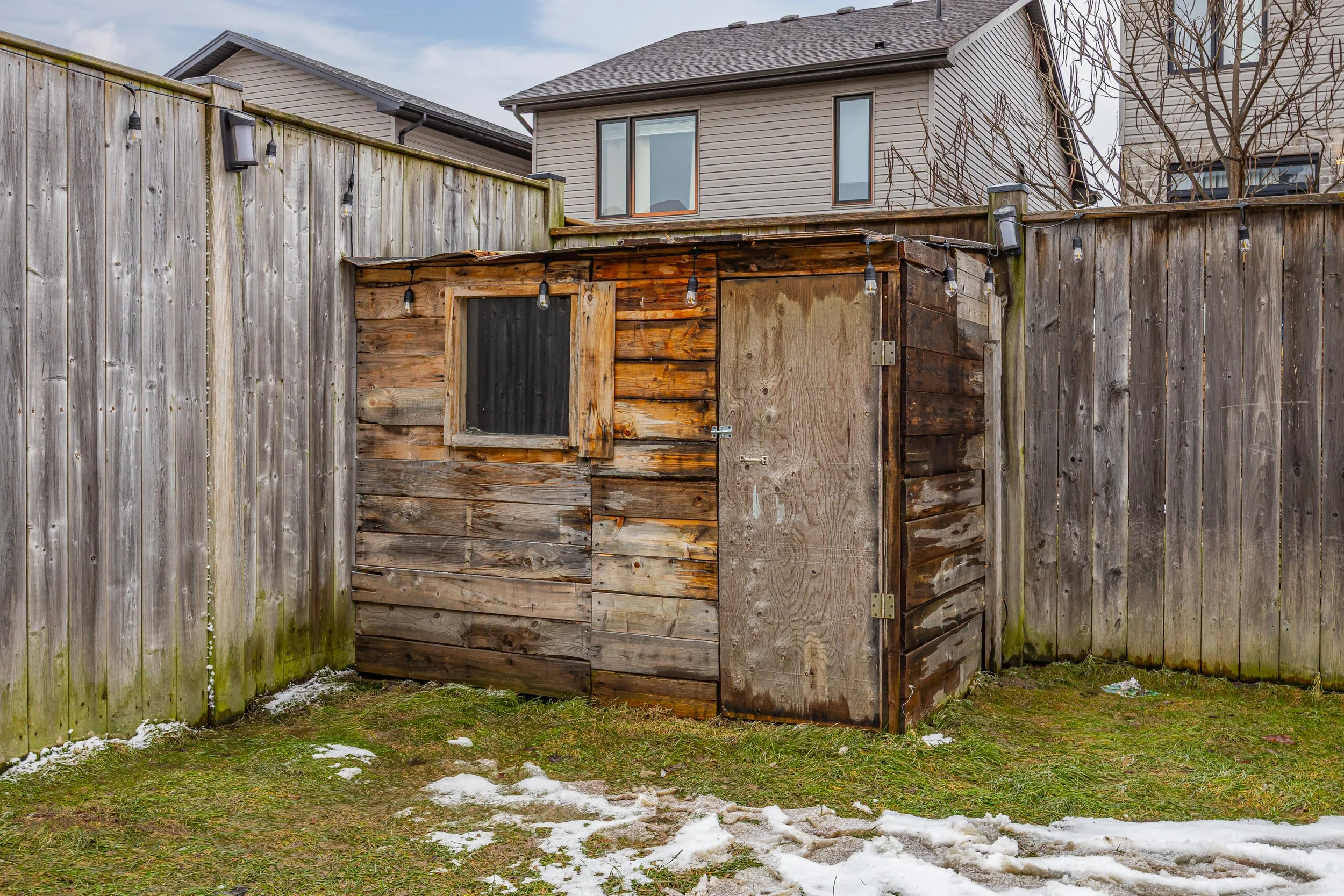 2161 Tribalwood St London -41.jpg