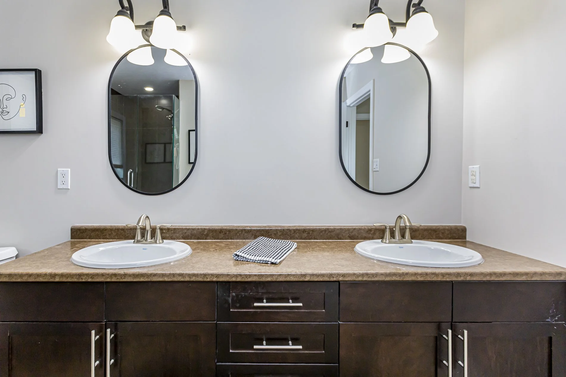 167 Watson St_29.jpg