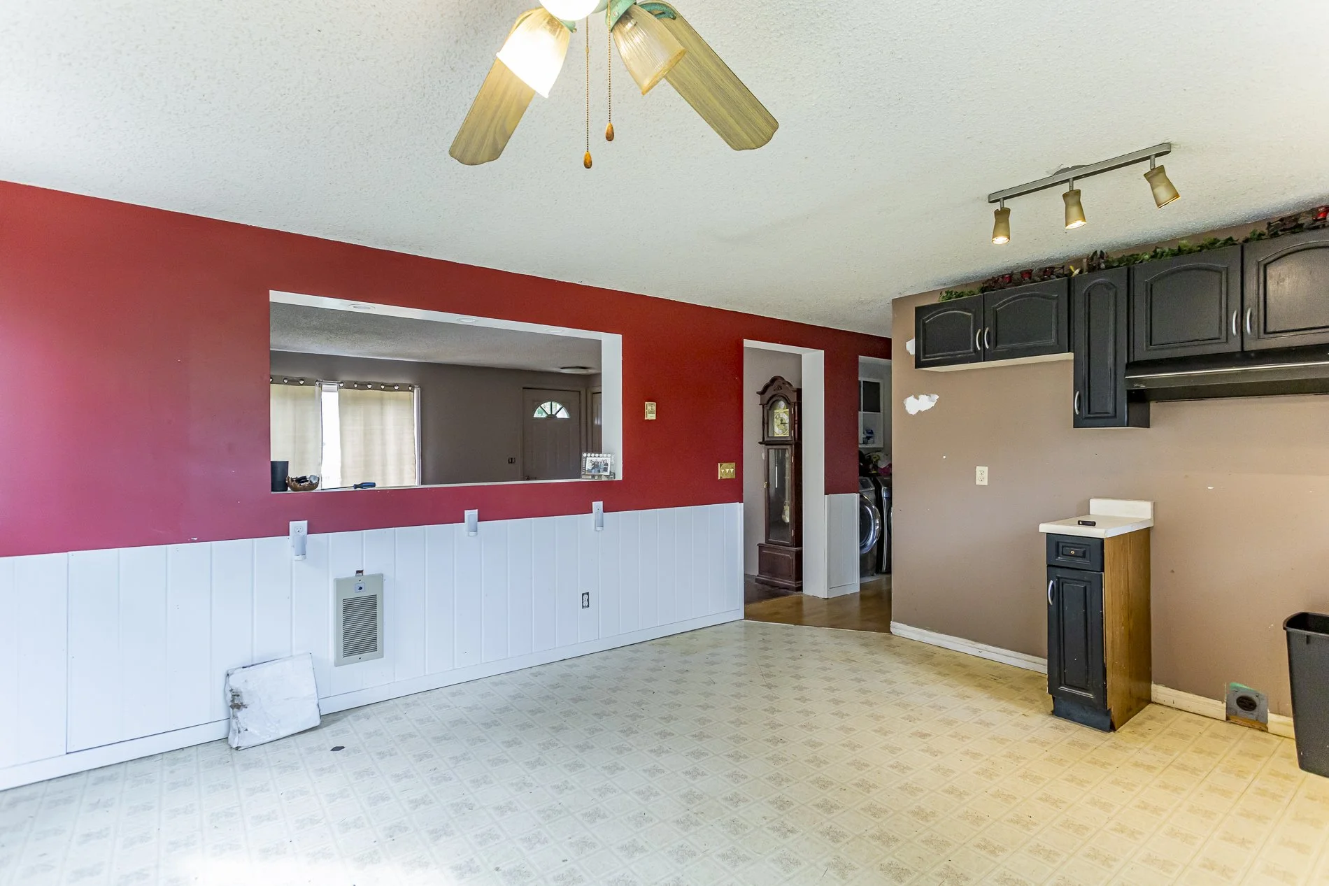324097 Mount Elgin_06.jpg