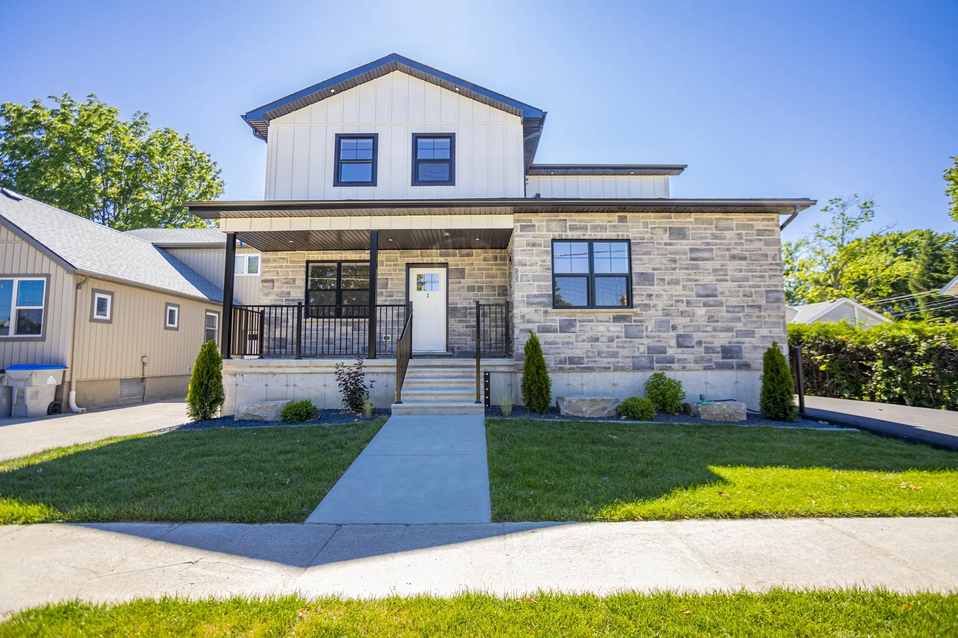 285 William St - Exteriors_03.JPG