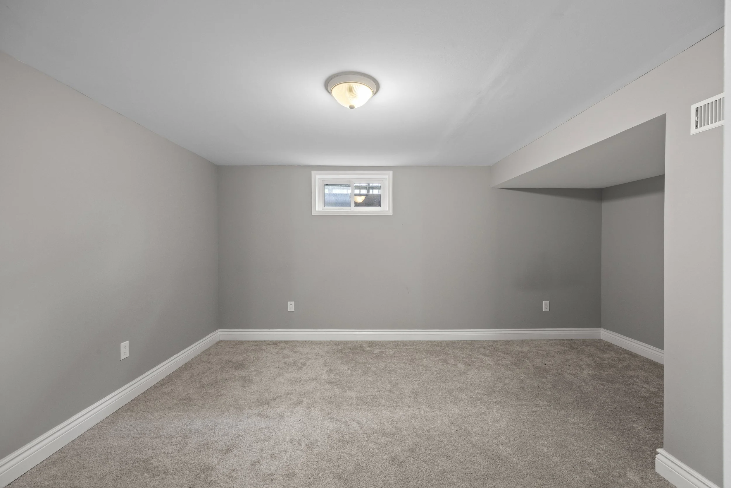 258 Upper Queen St -34.JPG