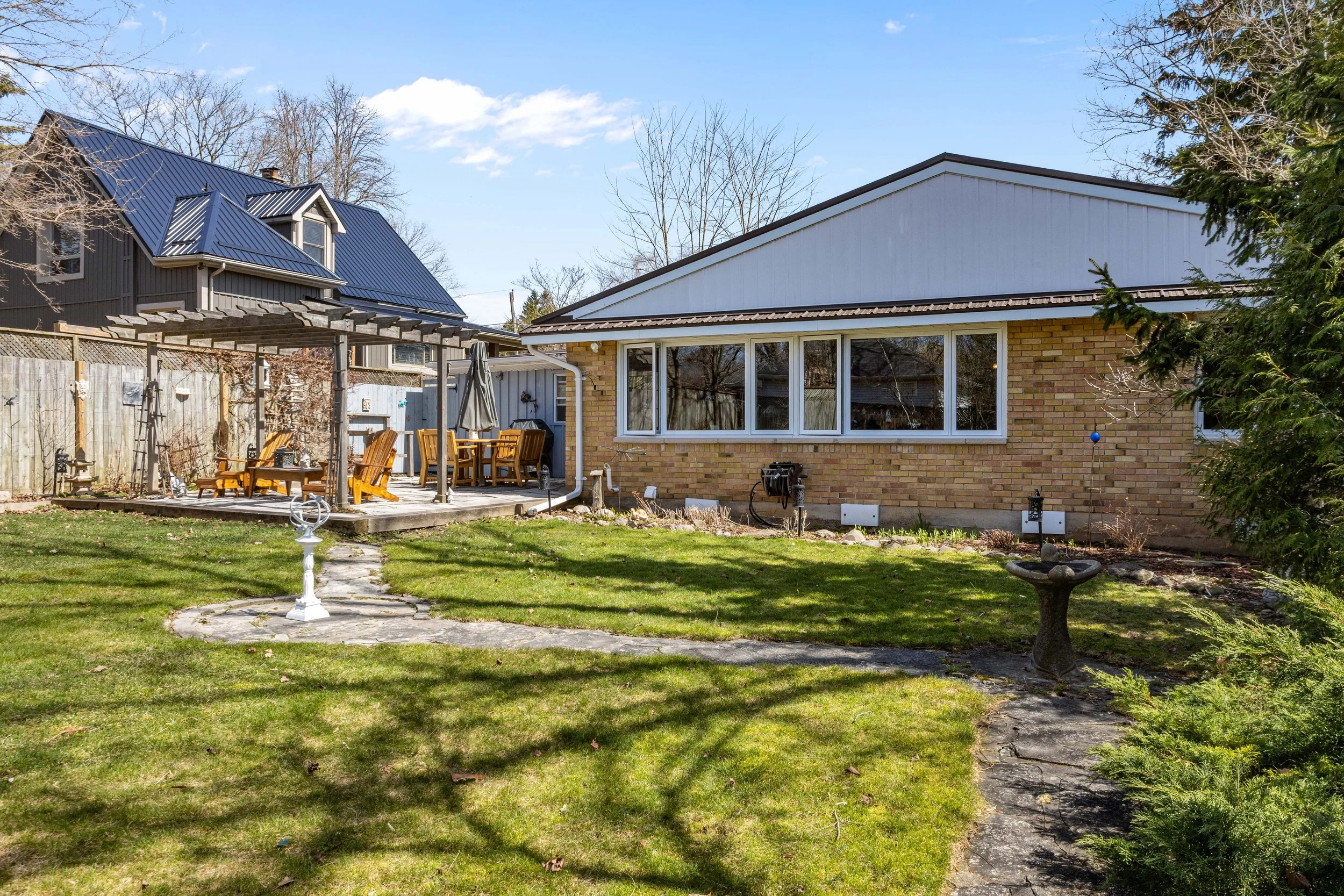 16 Crescent Ave (35).JPG