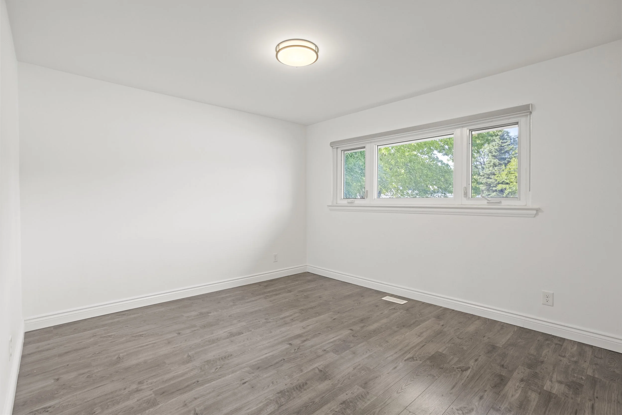 776 Oxford St  -31.JPG