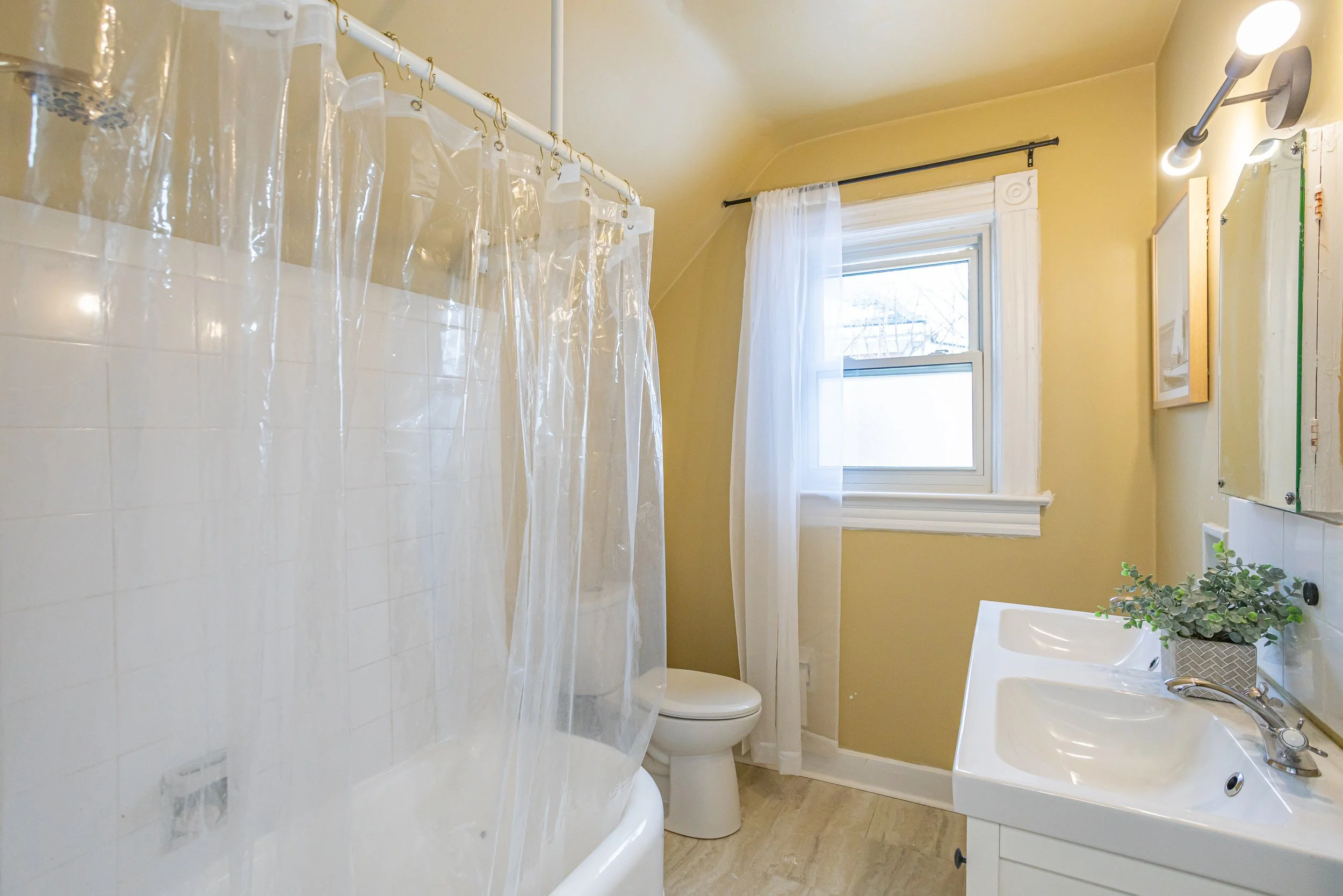 71 Southwick St-35.jpg