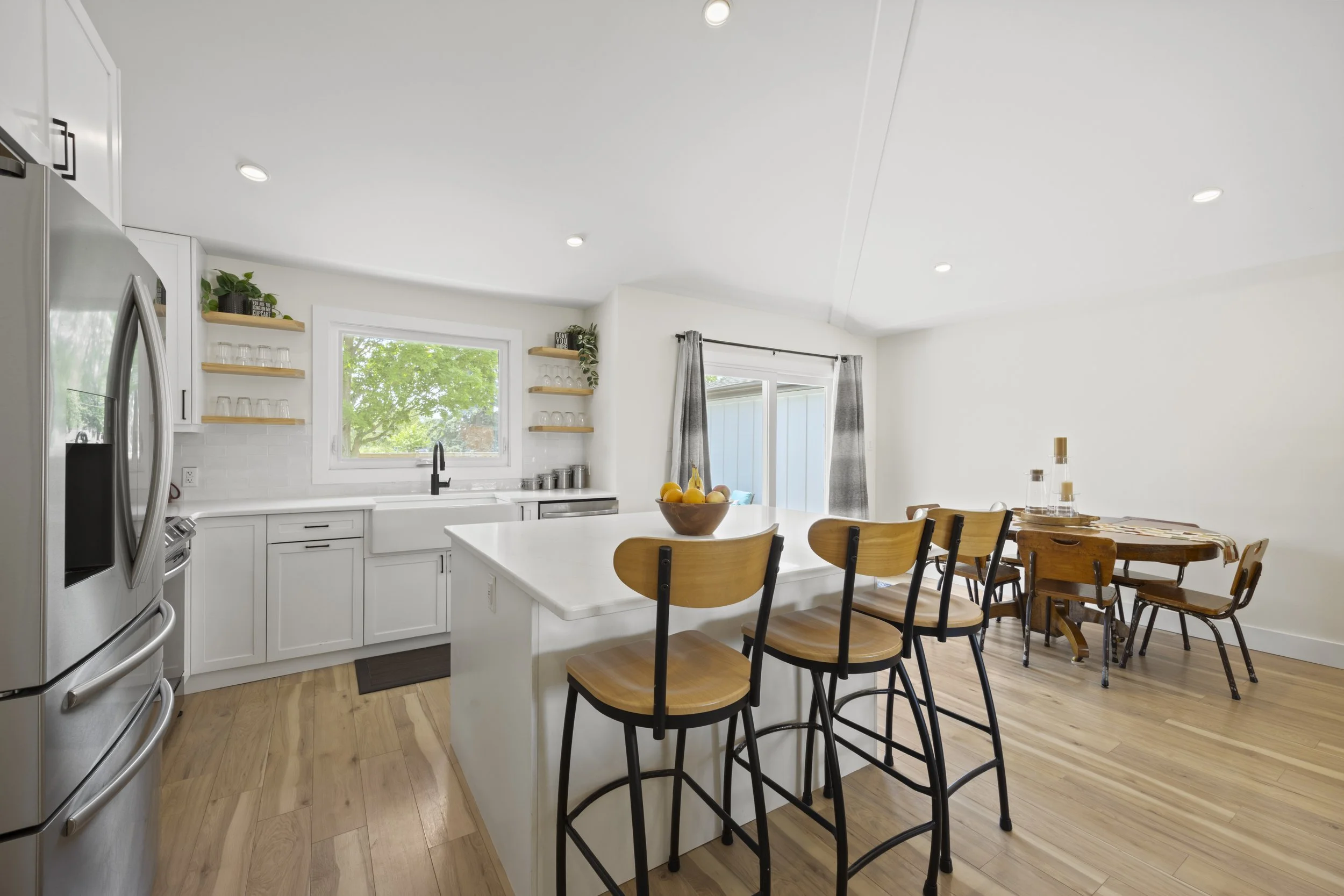 167 Mcleod St -16.JPG