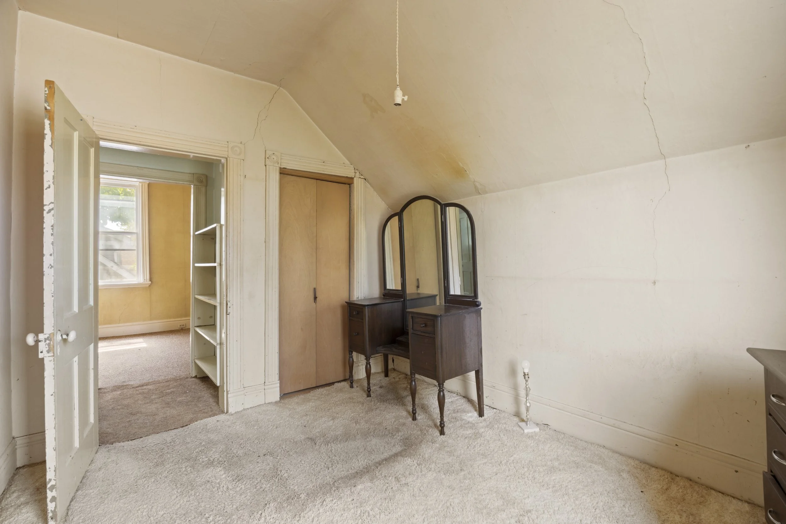 553 Piccadilly St -21.JPG