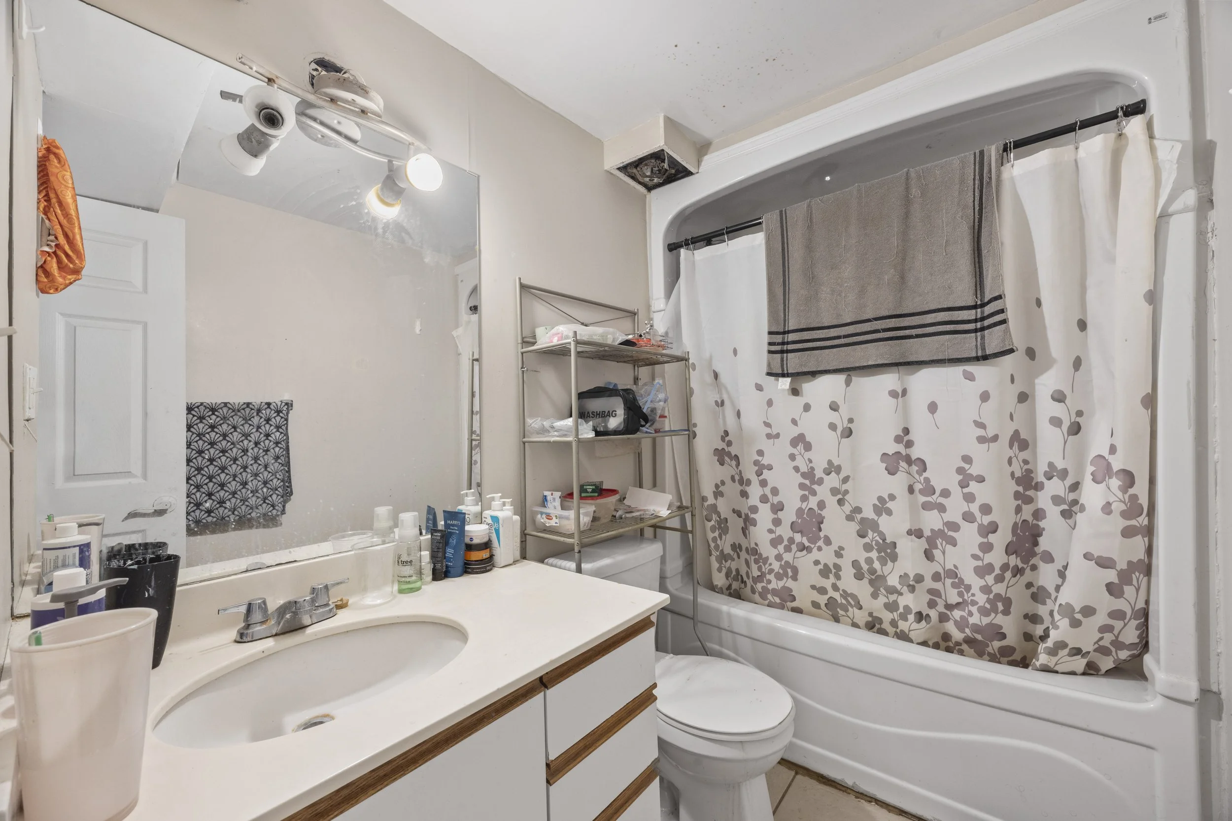 434 Second St -17.JPG