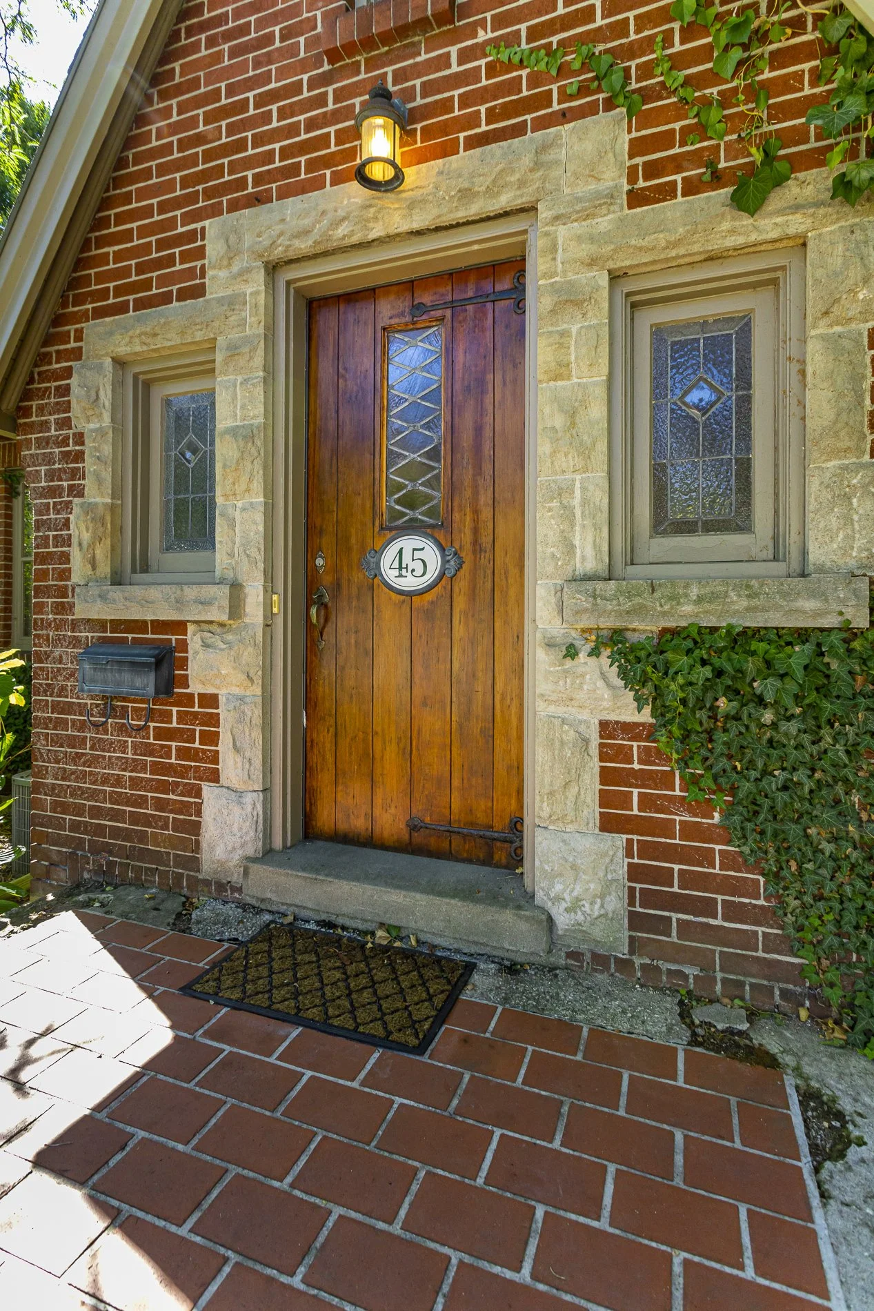 45 Carfrae Cres_07.jpg