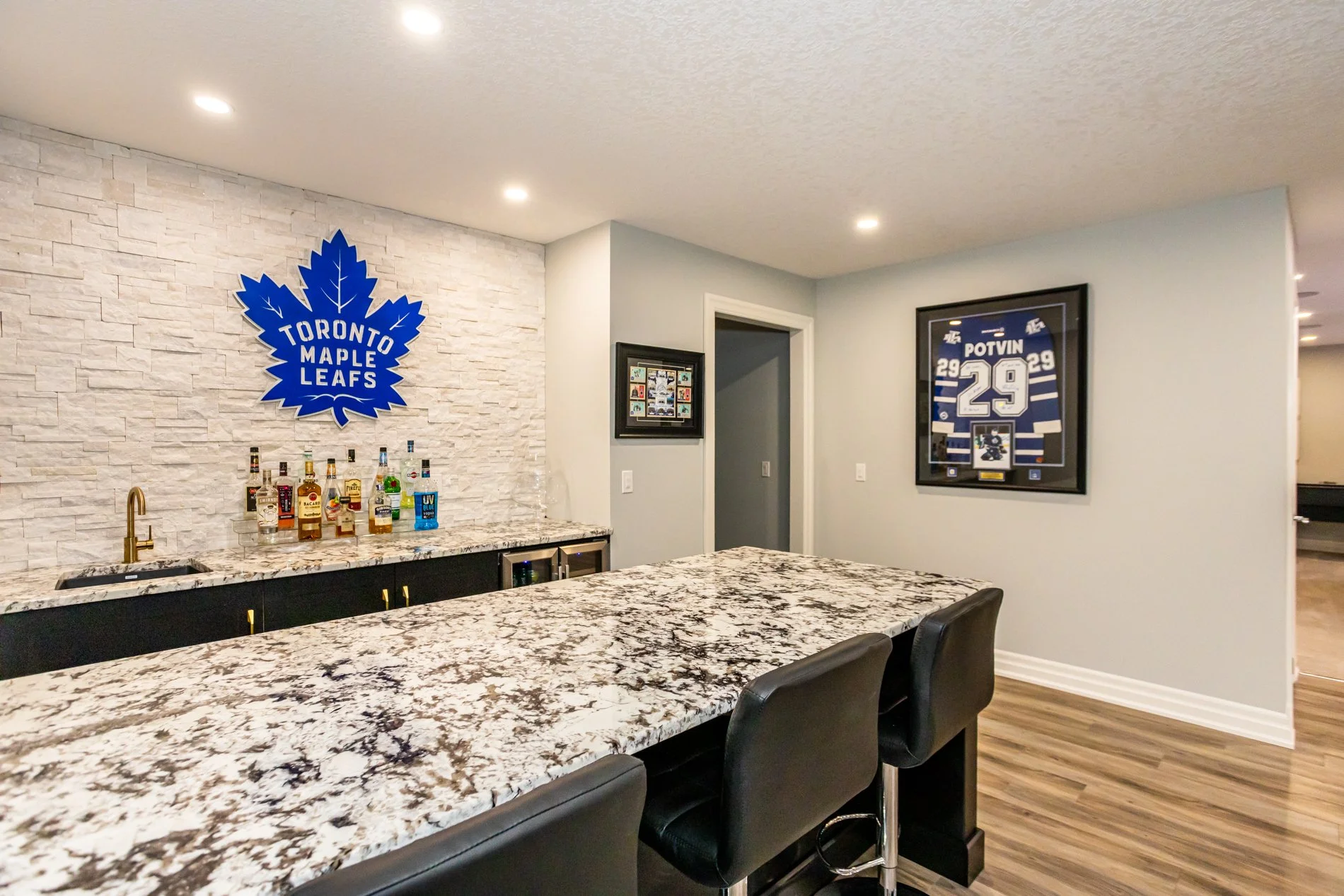 73 Ashby Cres Reshoot-40.jpg
