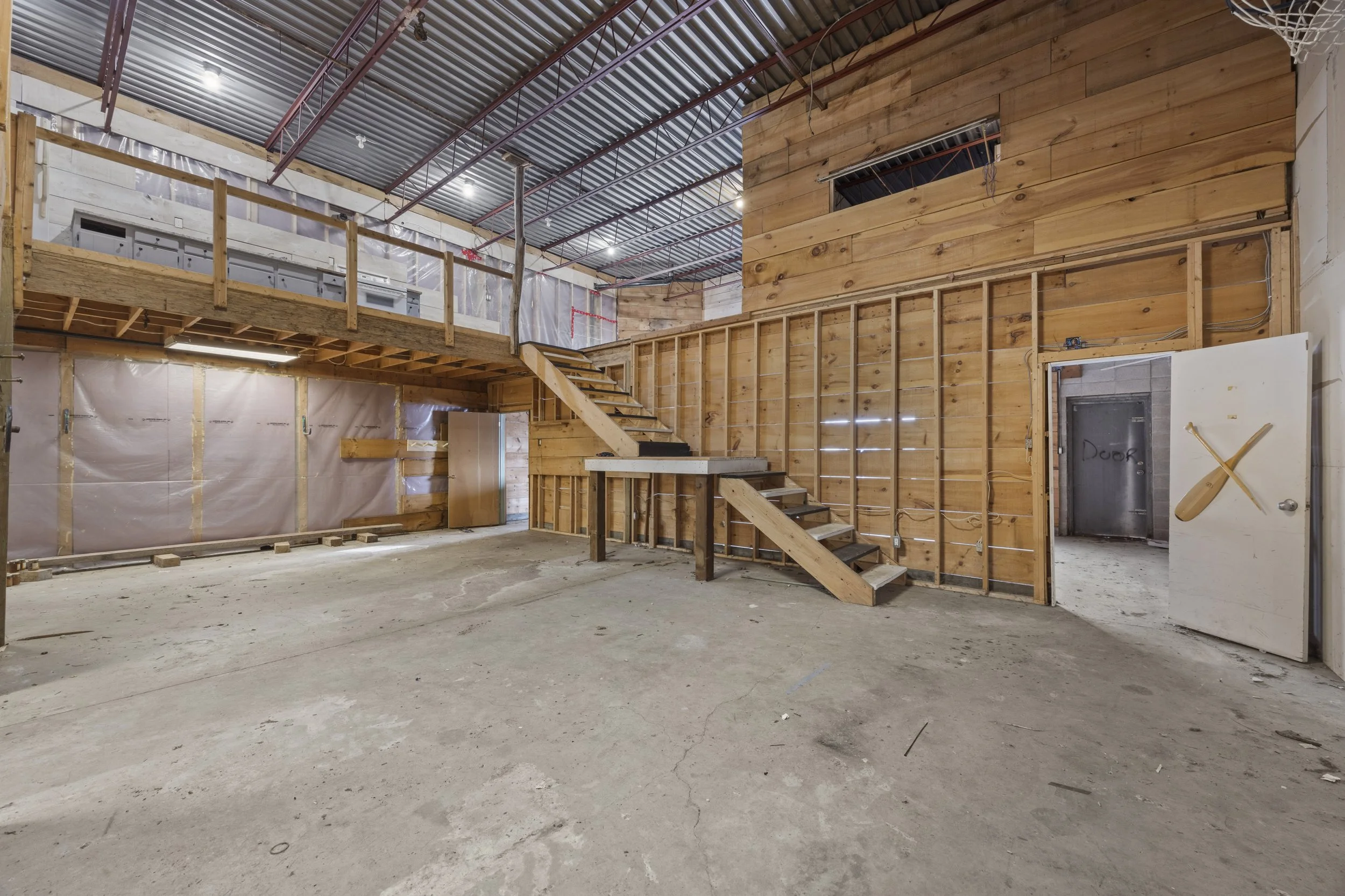 7024 Kilbourne Rd -10.JPG