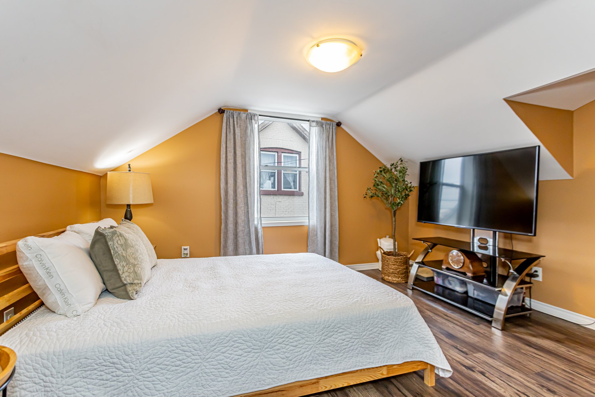 10 Childers St-13.jpg