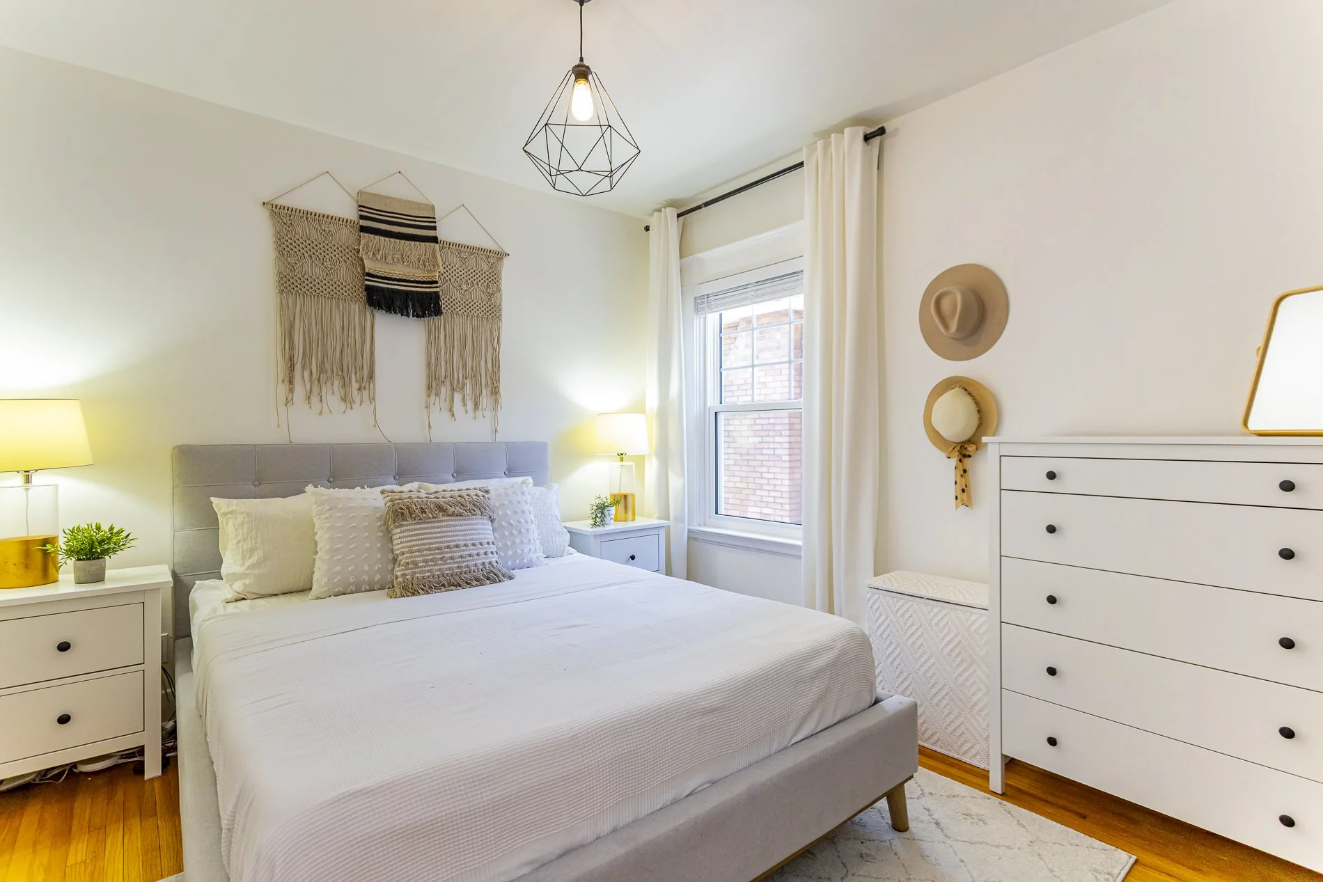 668 Emery St_22.jpg