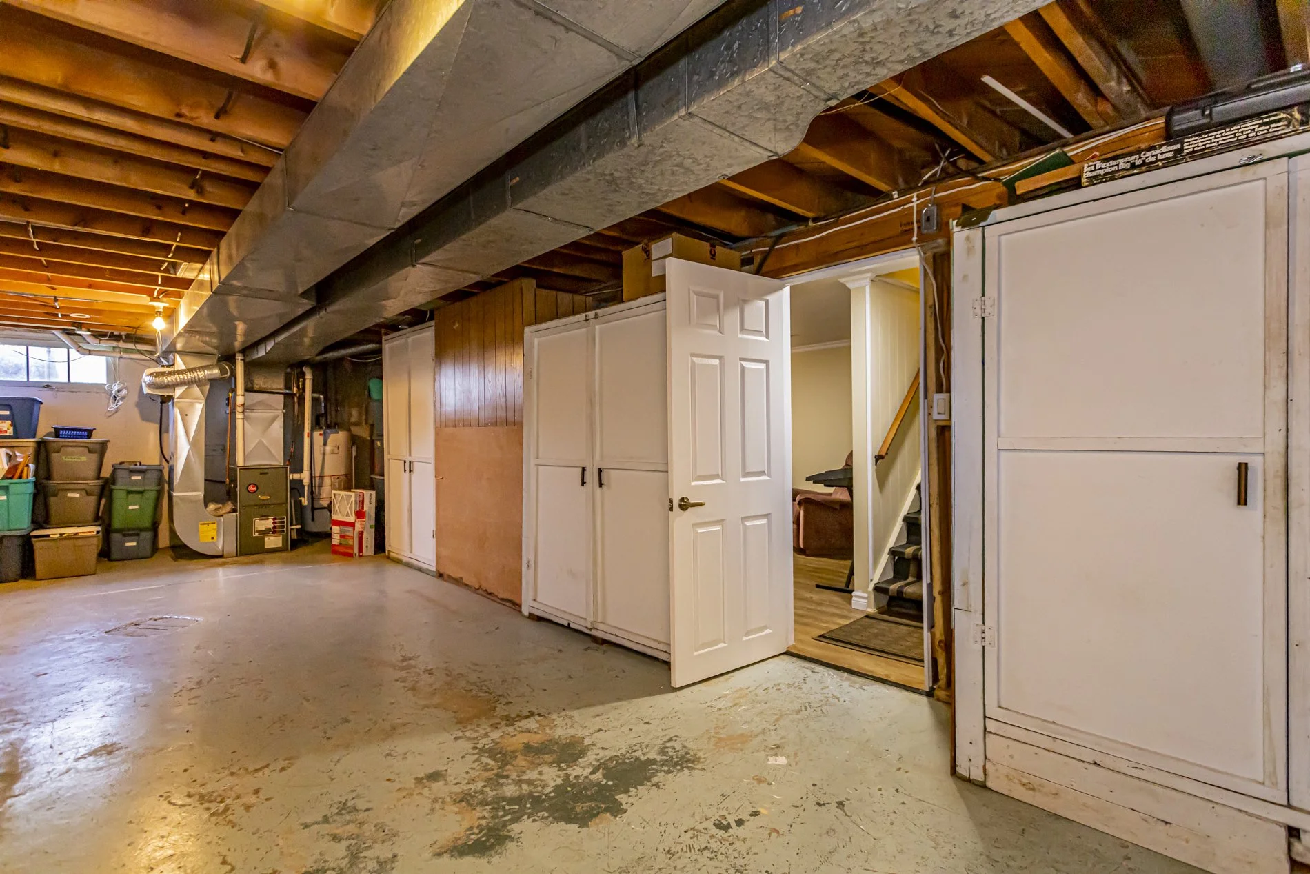 166 Base Line Rd W_39.JPG