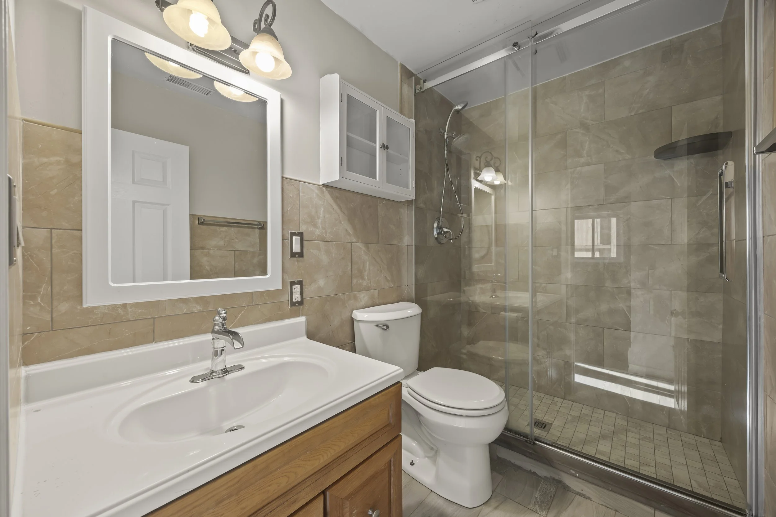 329 Thompson Rd -16.JPG