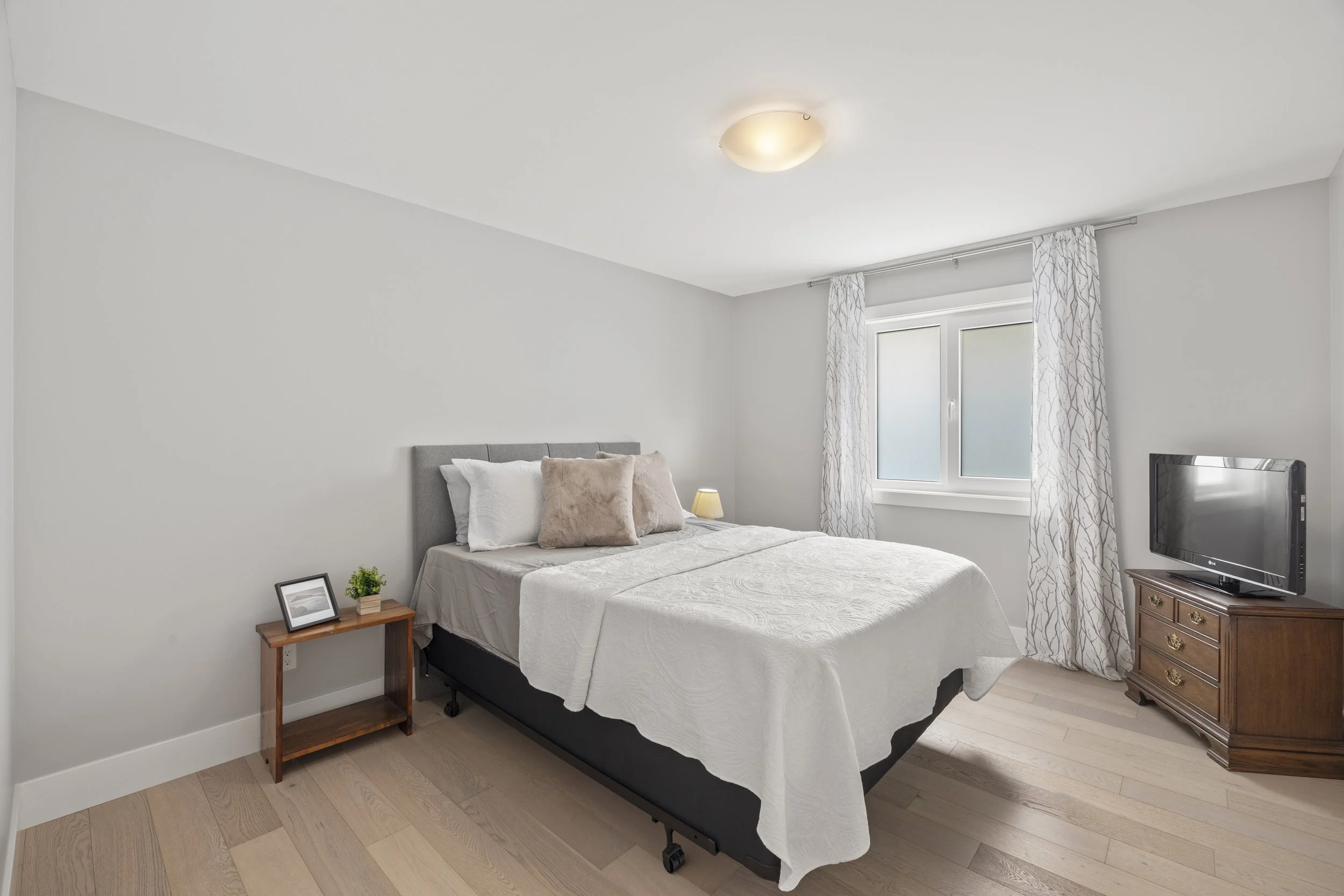 2190 Bakervilla St -30.JPG