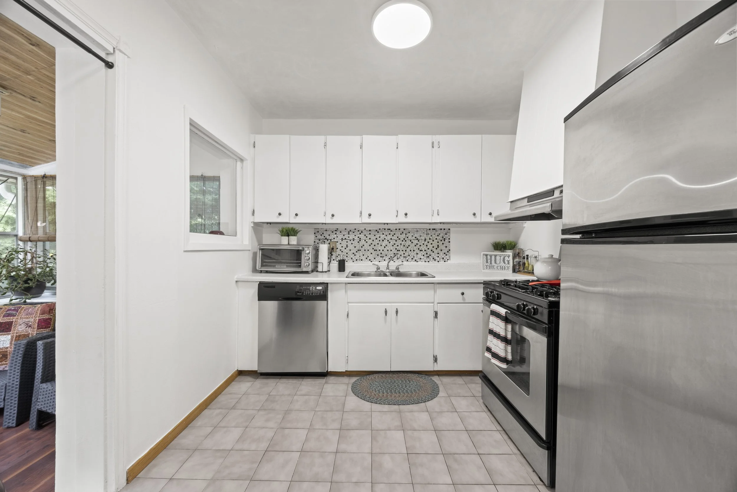 21 Wolseley Ave -19.JPG