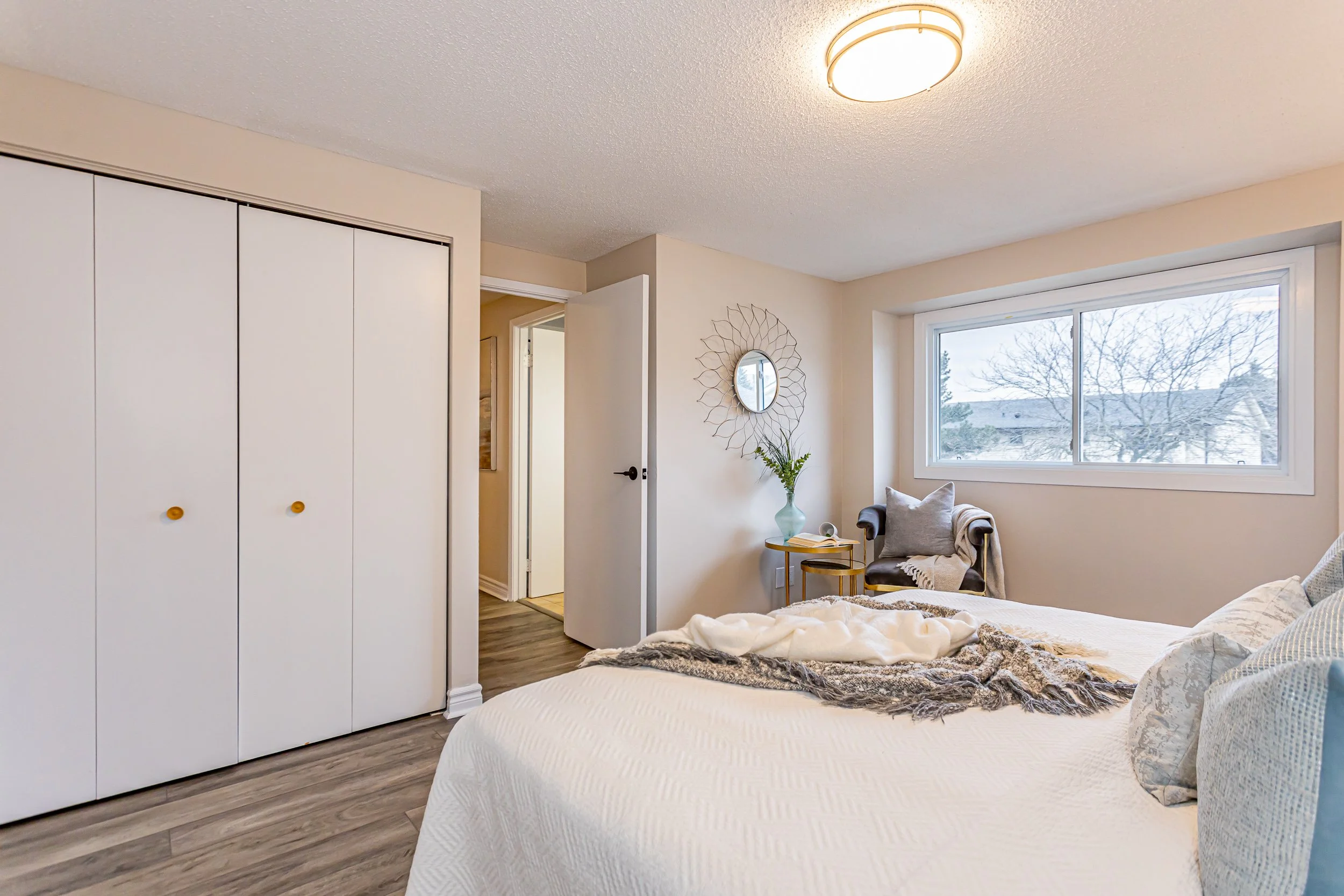 38-355 Sandringham Cres-16.jpg