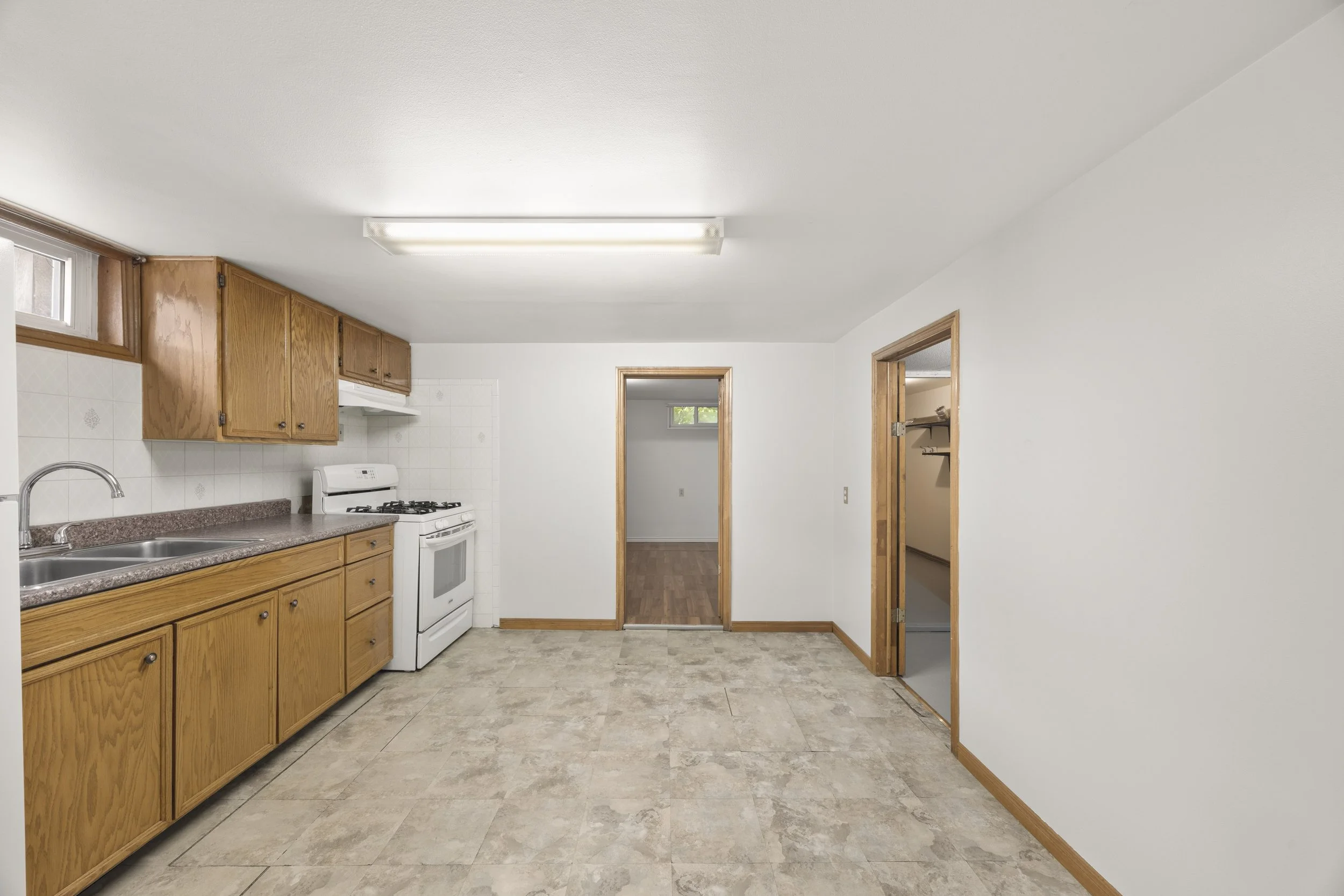 25 Noel Ave -31.JPG