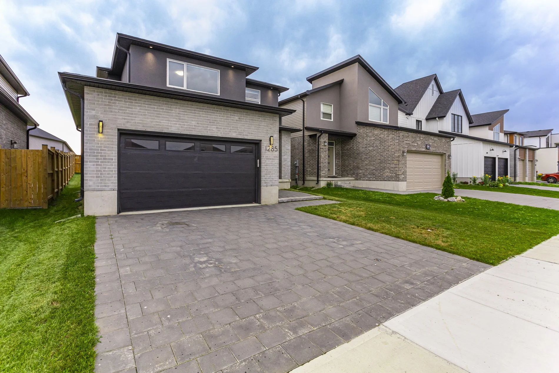 1285 Twilite Blvd_04.jpg