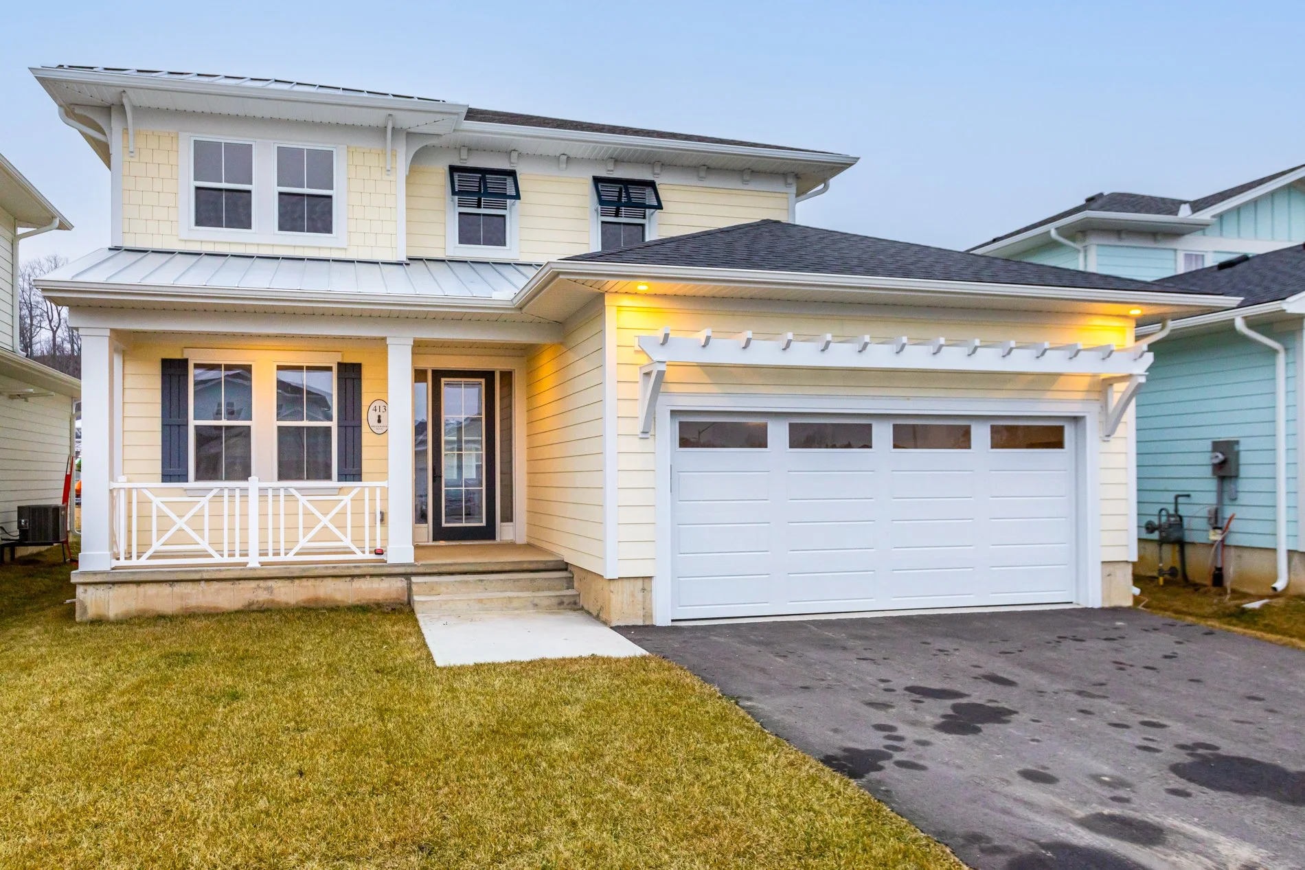 413 Breakwater Blvd-3.jpg