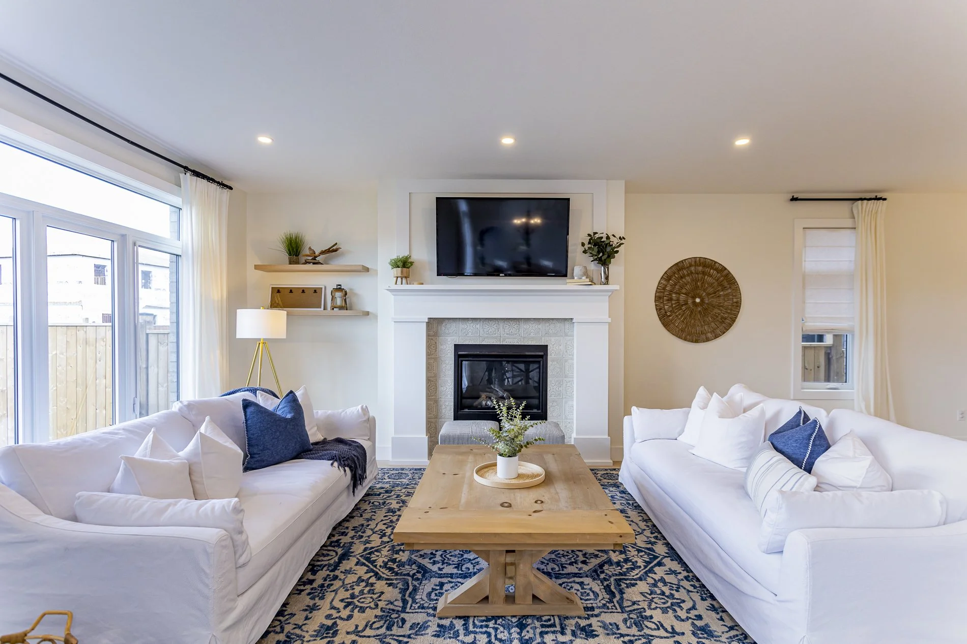 216 Crestview Dr_12.jpg
