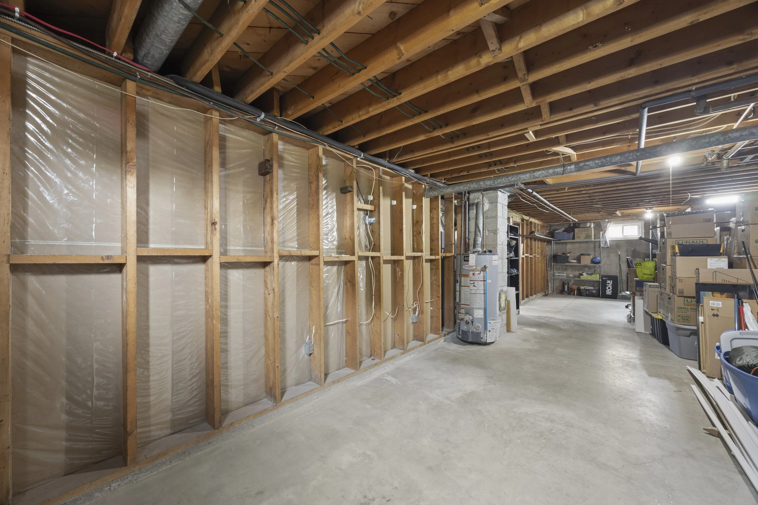 219 Burnside Dr -32.JPG
