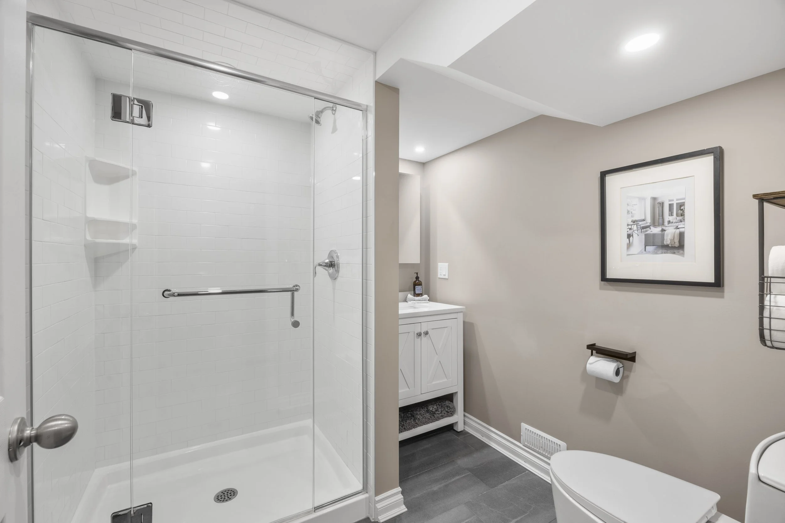 245 Ensign Cres -42.JPG