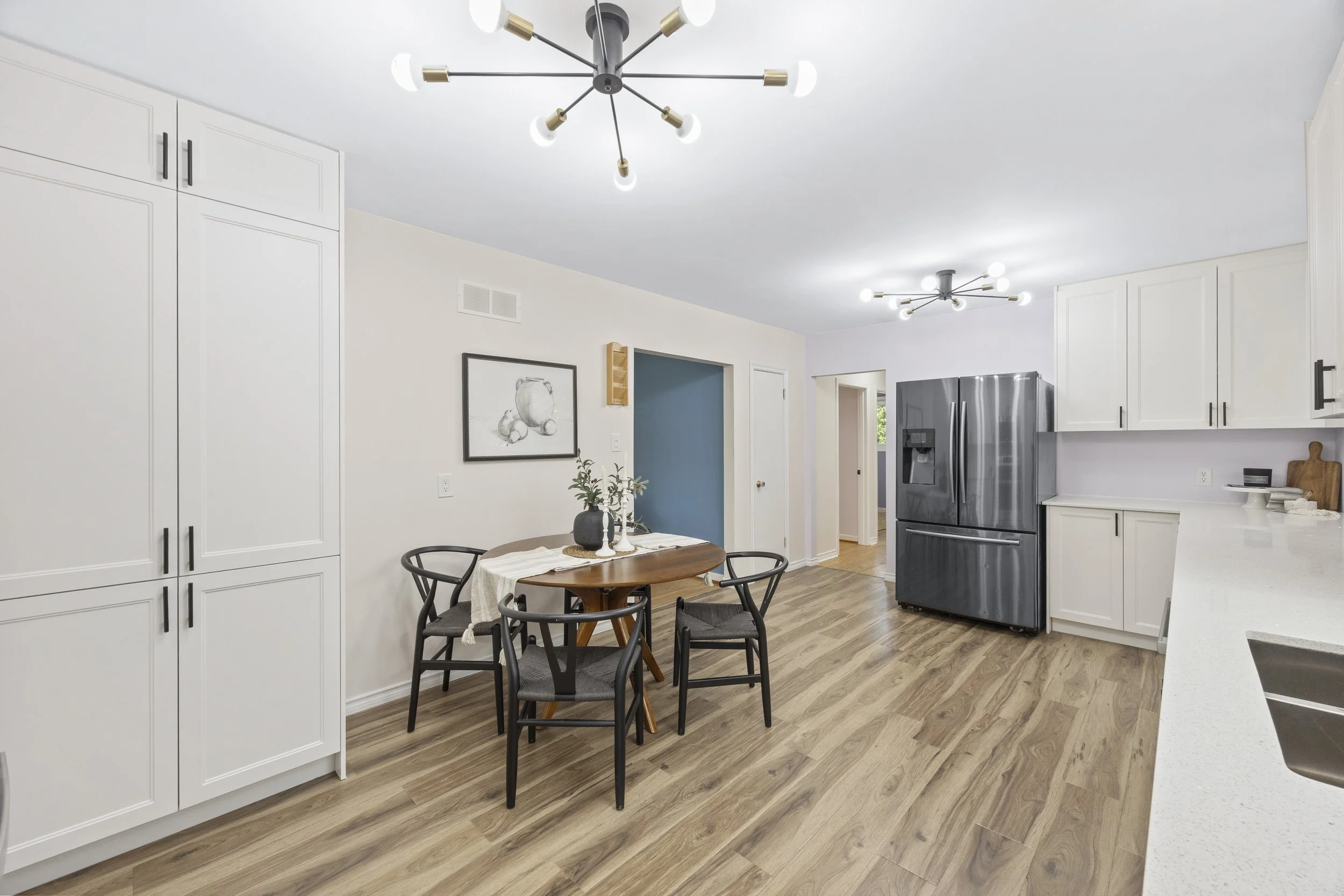 8 Kenwood Cres -14.JPG