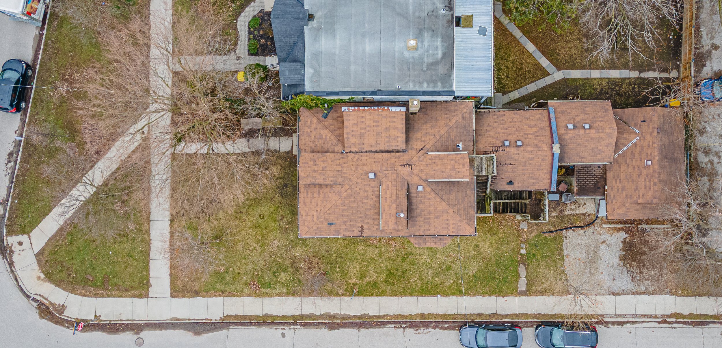 434 Dufferin Ave -43.jpg