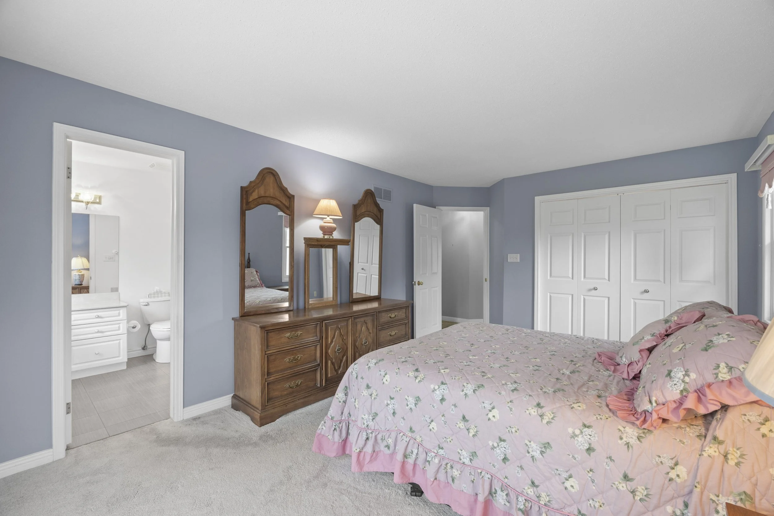 7069 Diane Cres -28.JPG