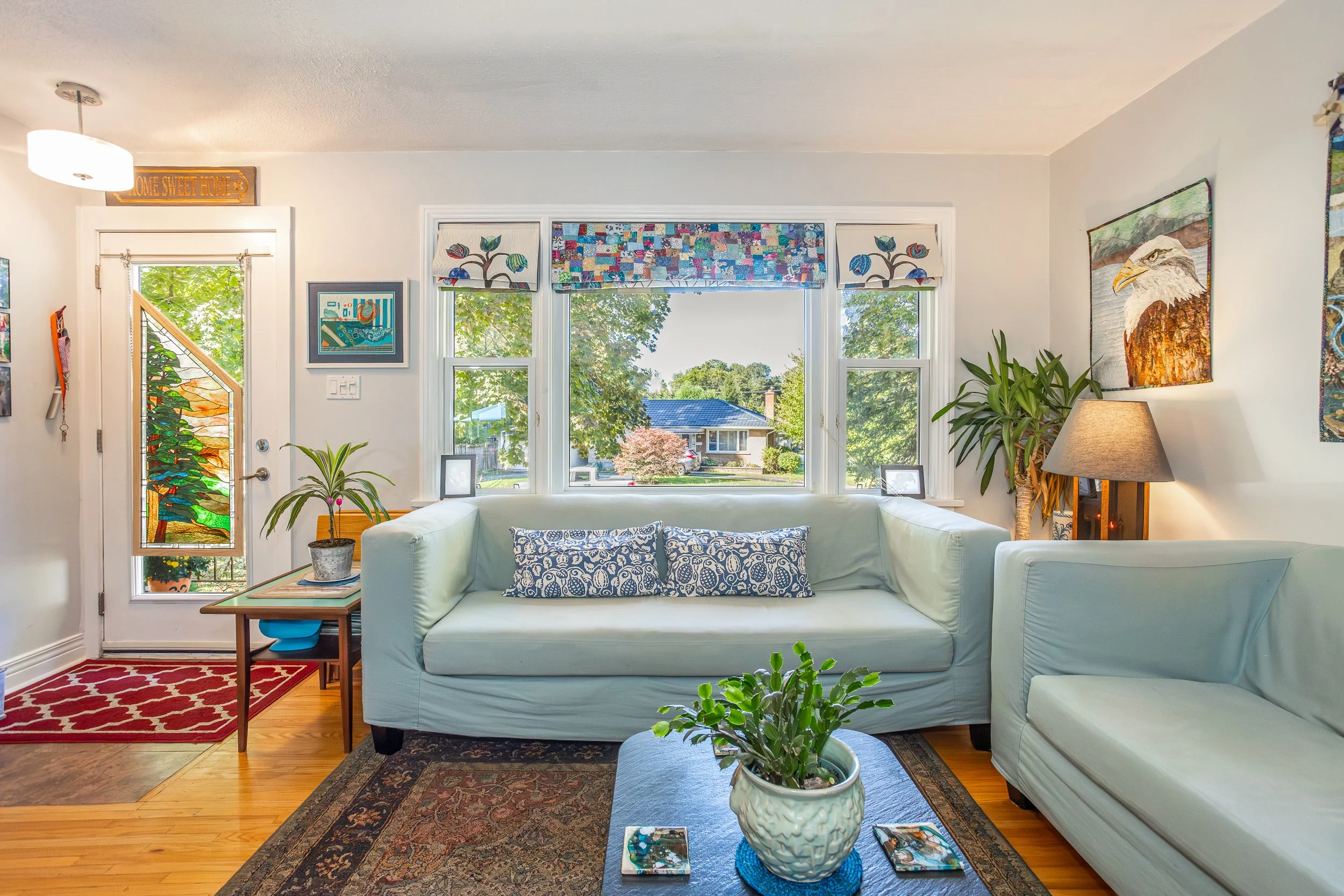 24 Thorncrest Cres-9.jpg