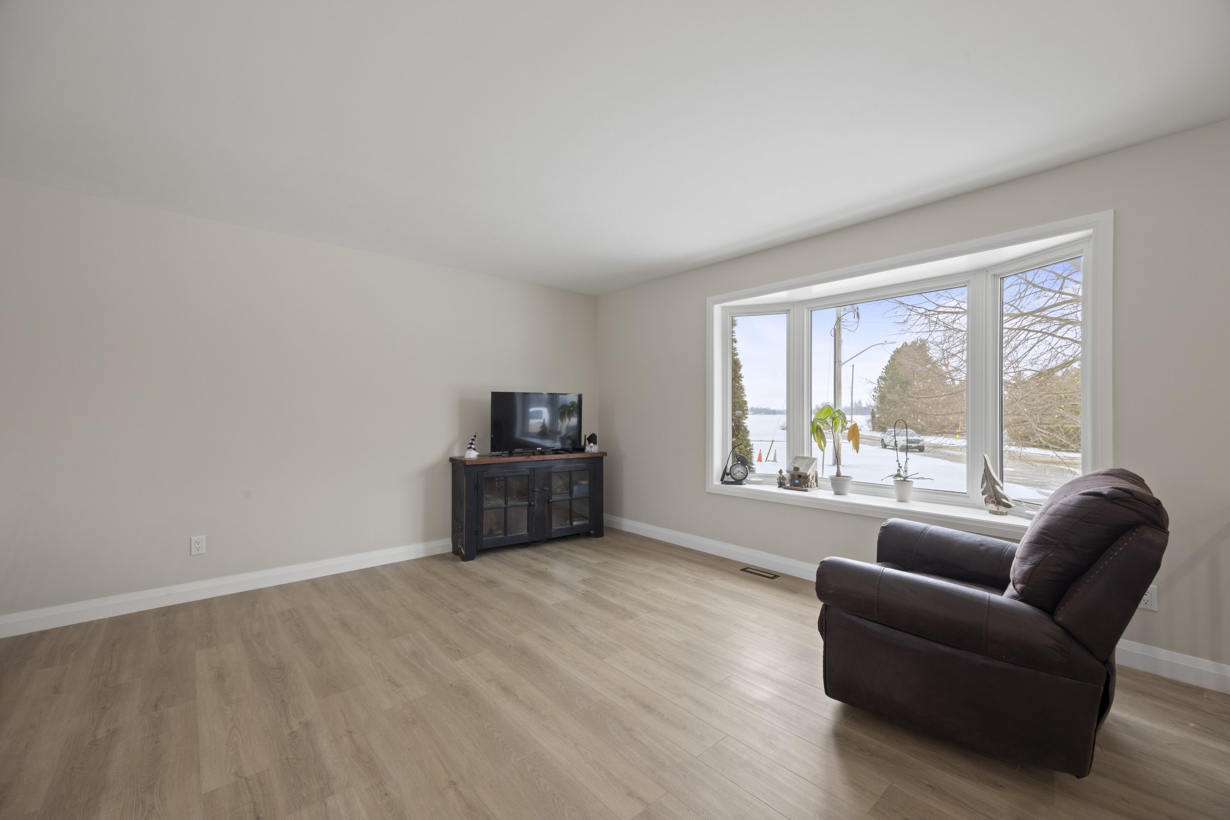 18 Hawthorn Cres -17.JPG