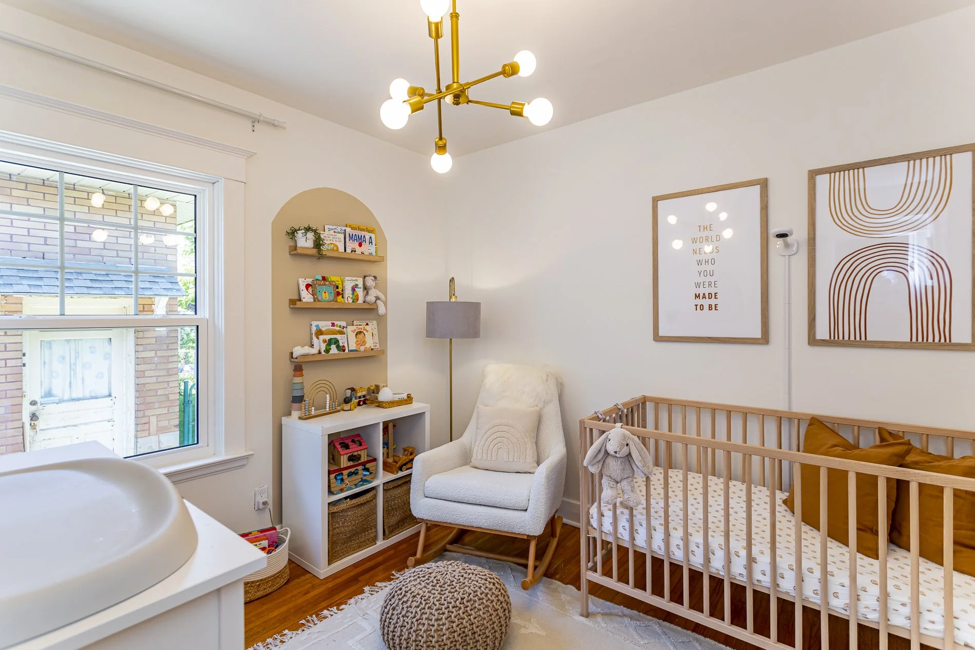 668 Emery St_26.jpg