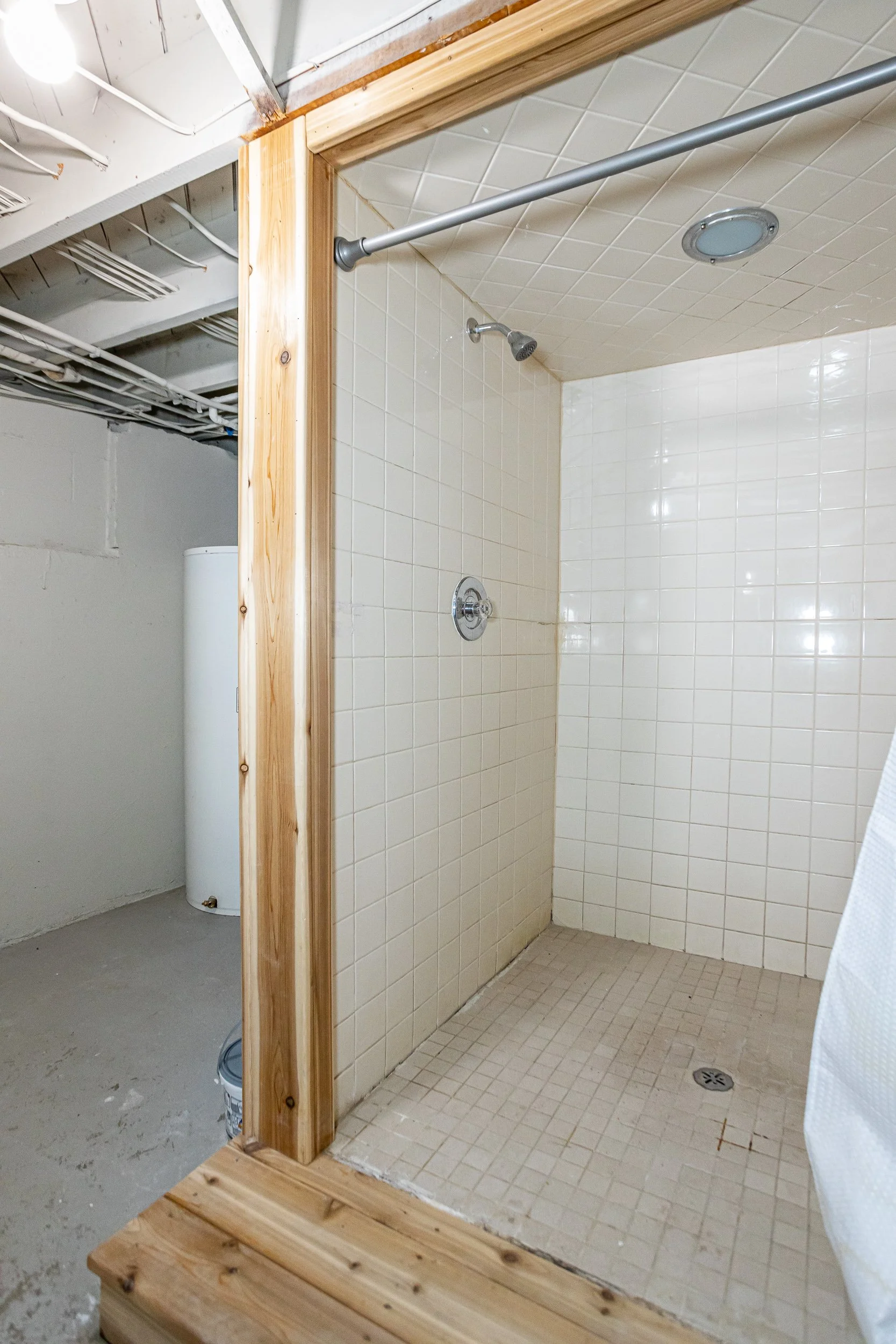 821 Colborne St-35.jpg