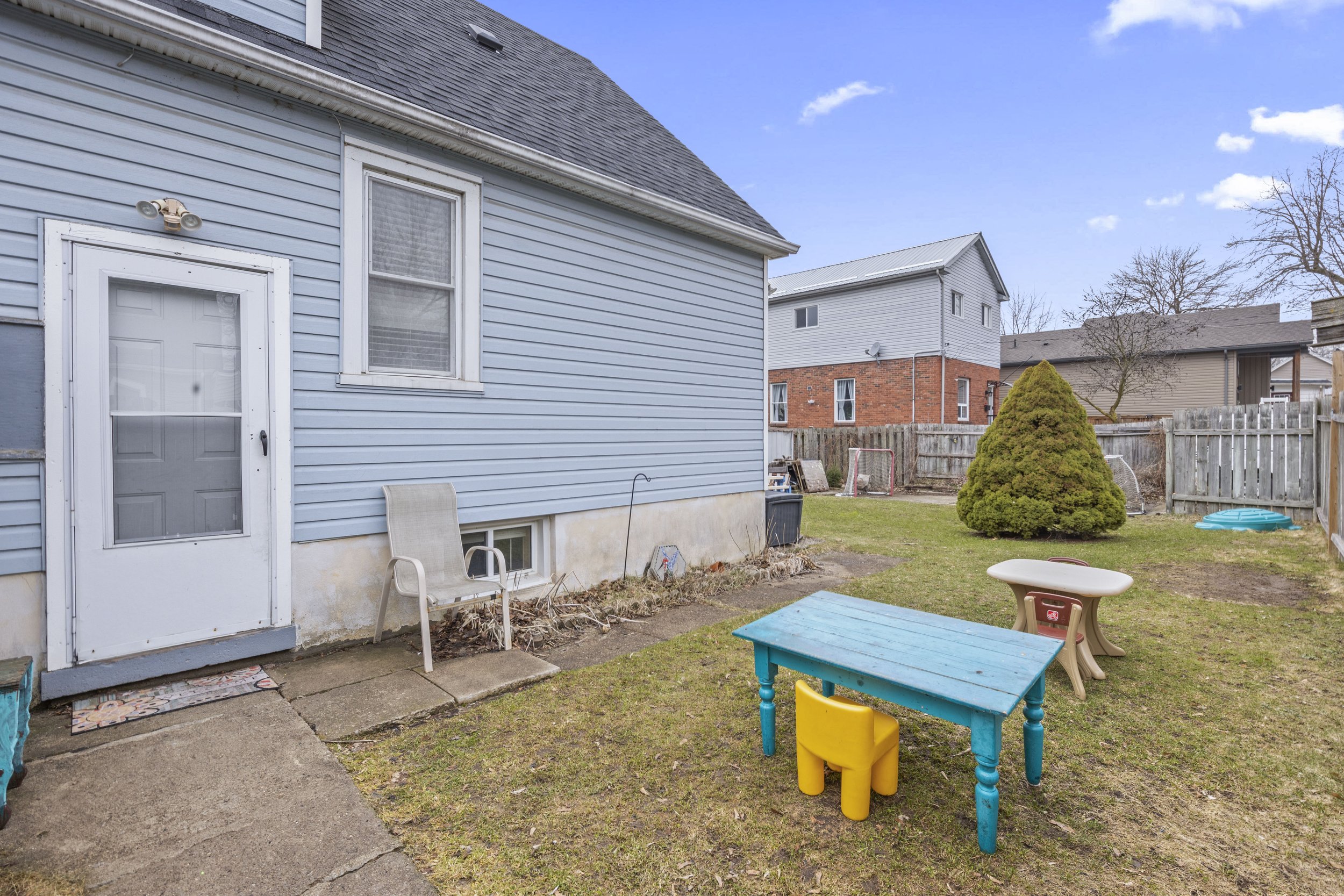 24 Terrence St -34.JPG