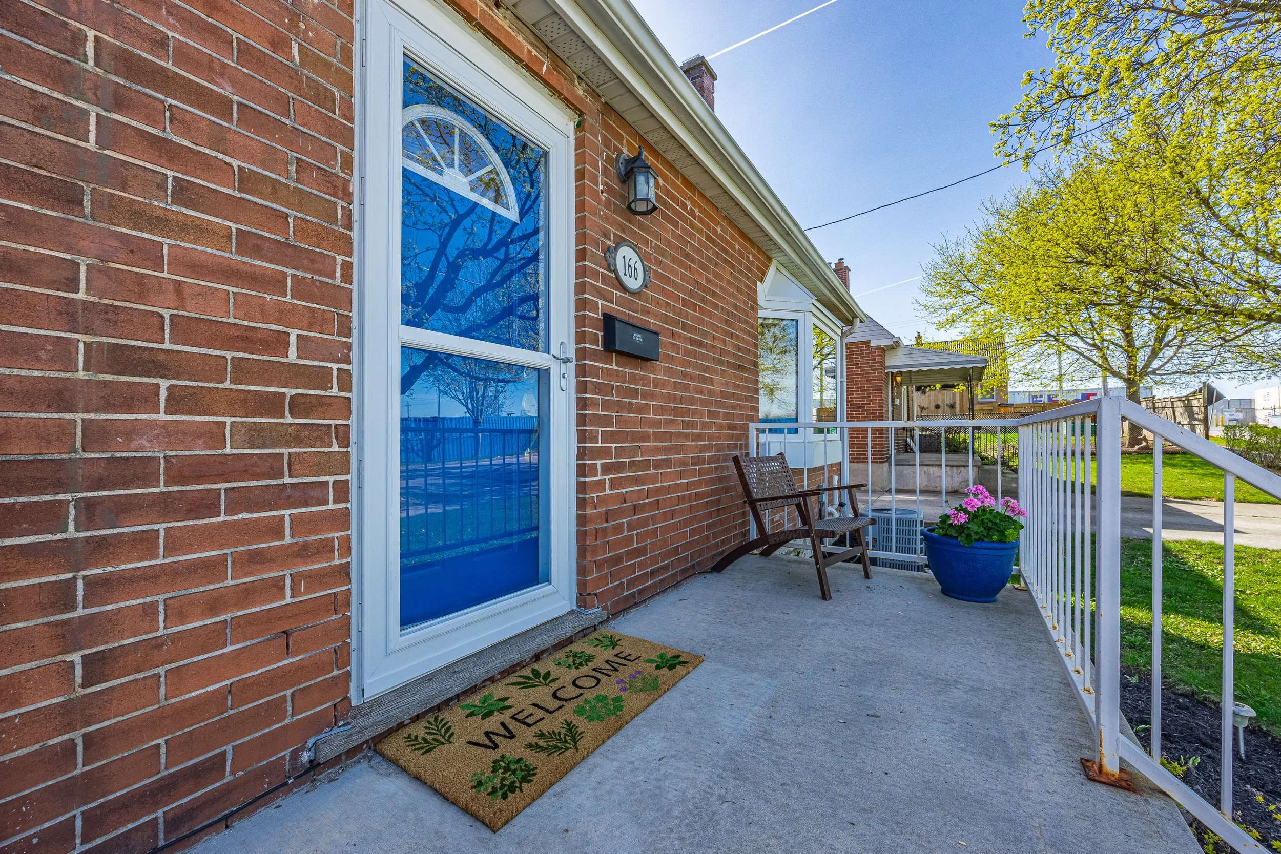 166 Ashland Ave -08.jpg