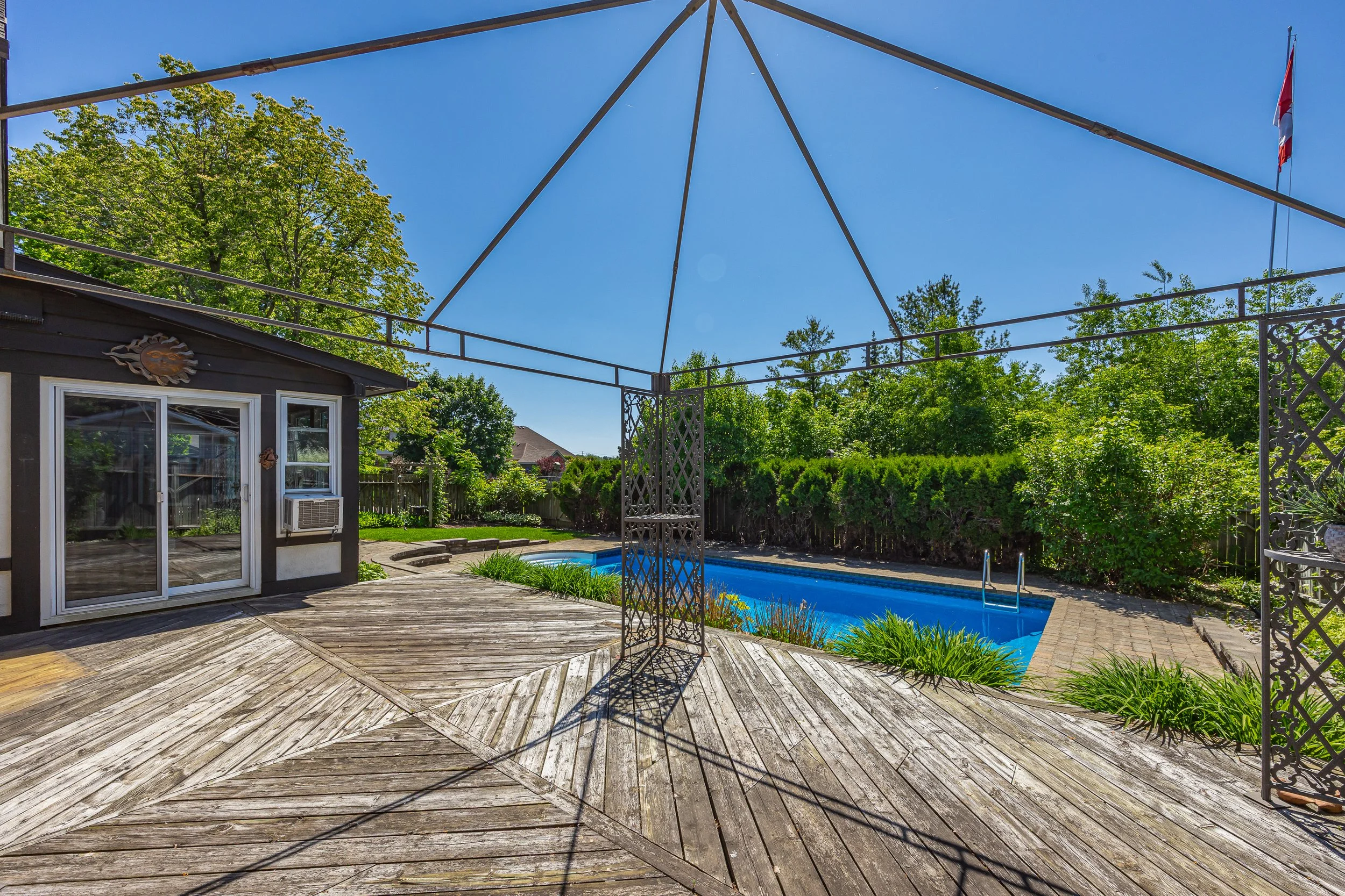 923 Farnham Rd -50.jpg