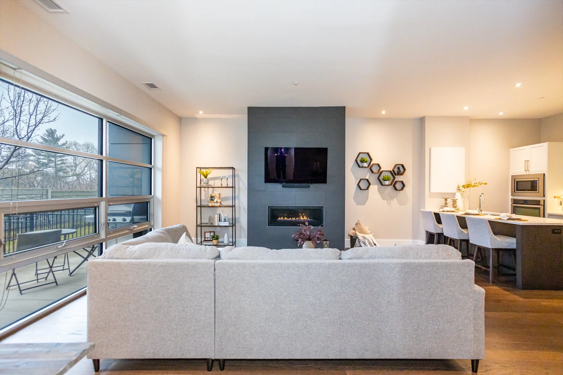 100-1705 Fiddlehead Place-8.jpg