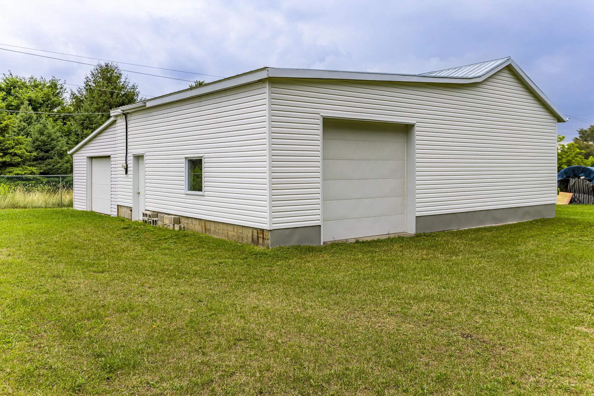 23909 Denfield Rd_39.jpg