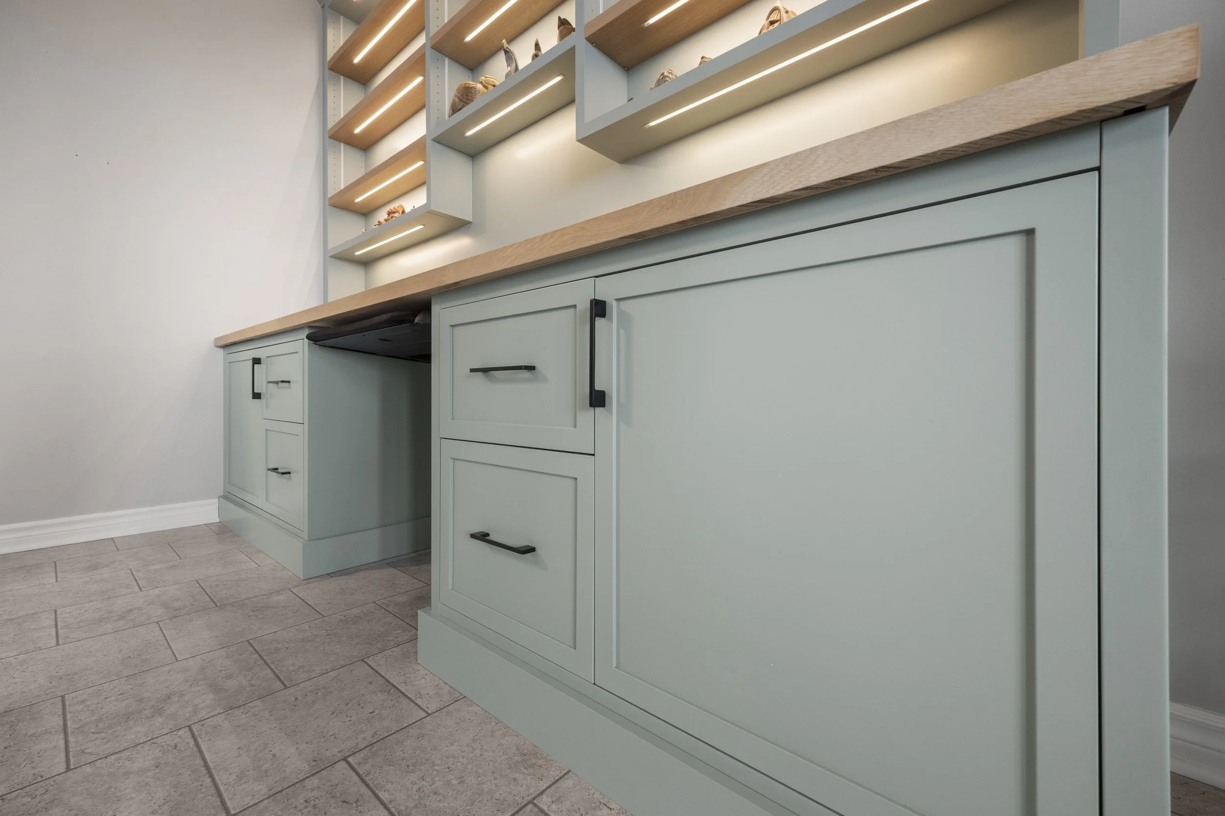 41-374 Front St -20.JPG