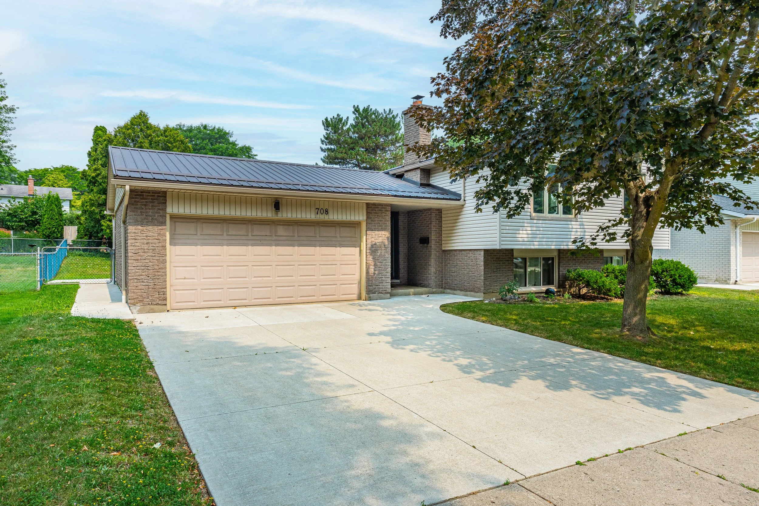 EXT - 708 Village Green Ave-5.jpg