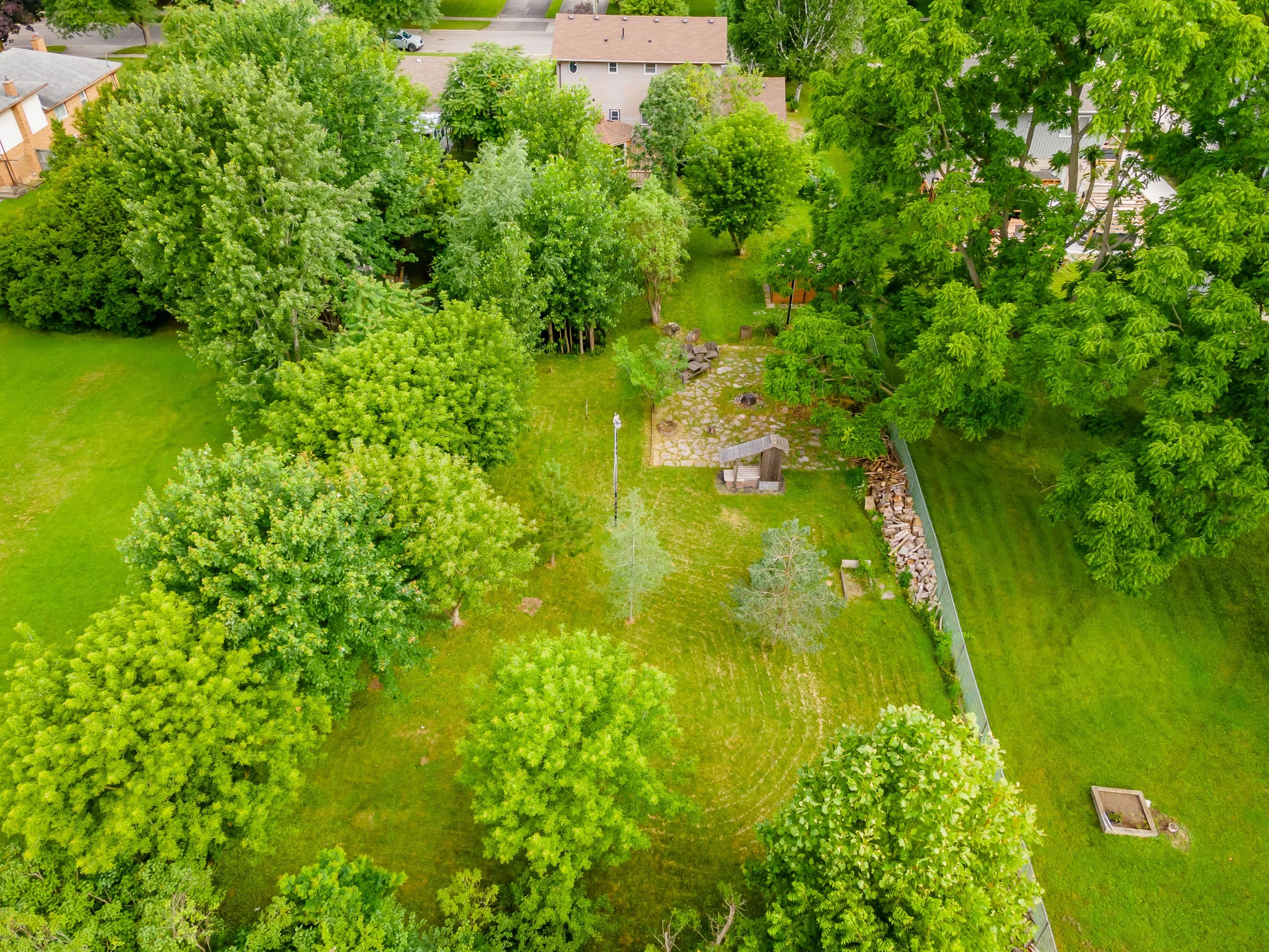 1811 Royal Cres-38.jpg
