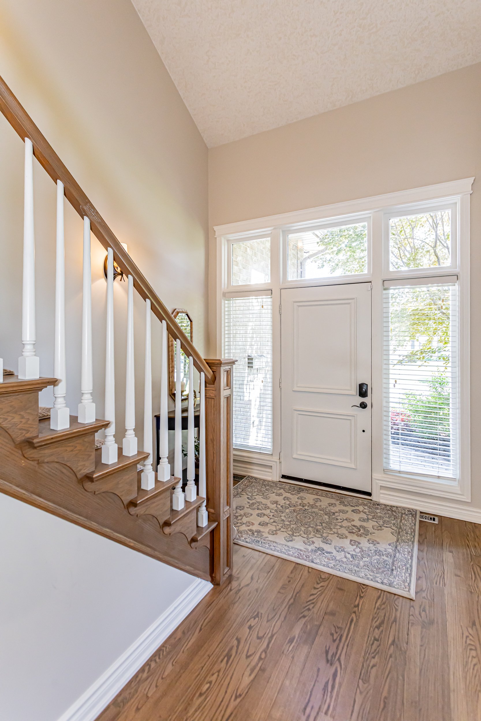 98 Green Hedge Lane-5.jpg