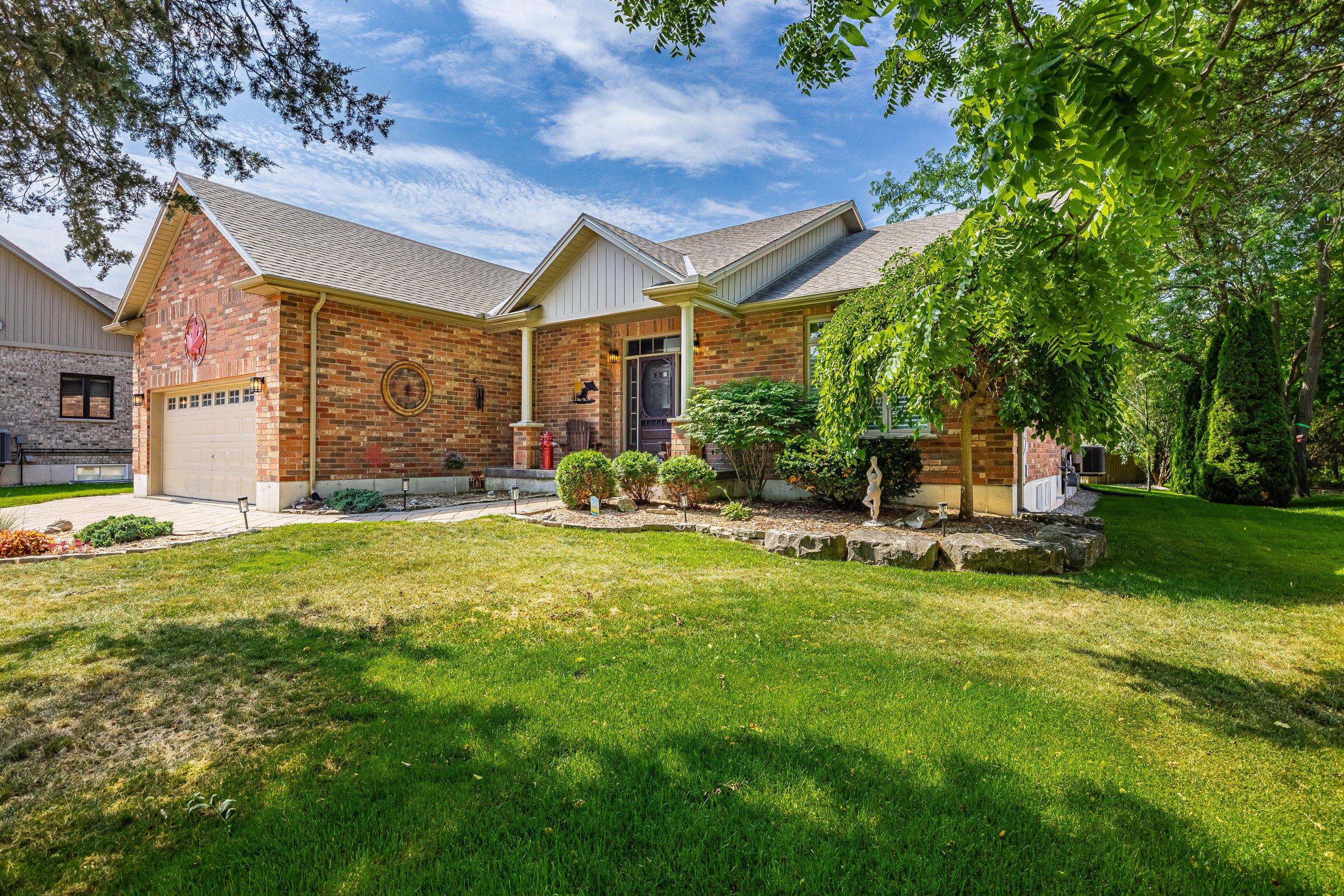 EXT UPDATE - 10159 Meadowlily Cres-2.jpg