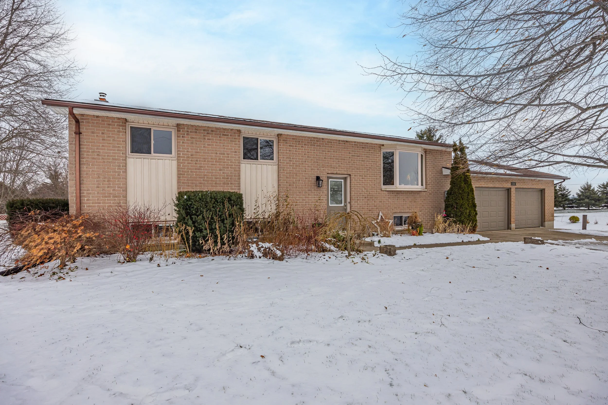 18 Hawthorn Cres -03.jpg