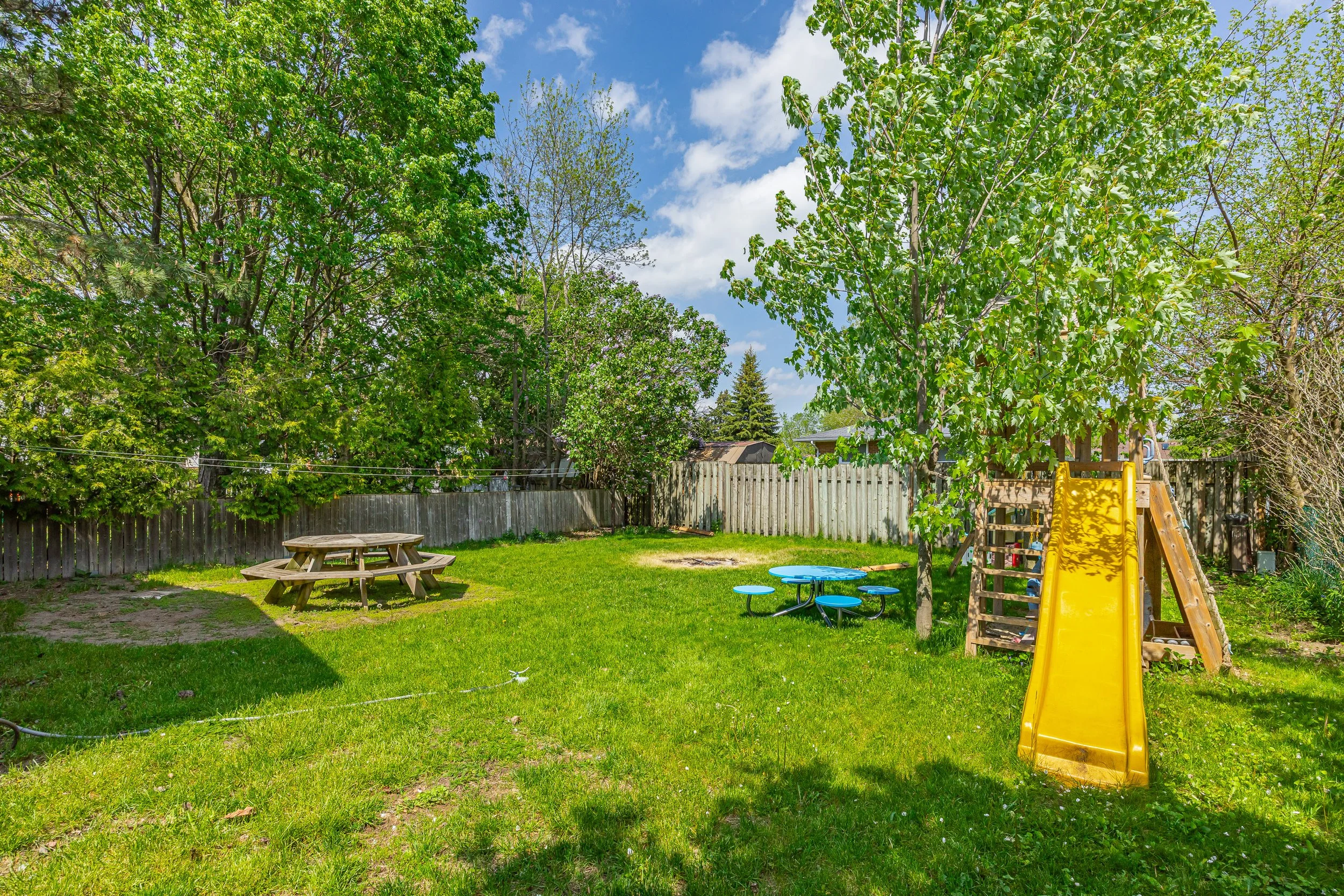 8 Kenwood Cres -35.jpg