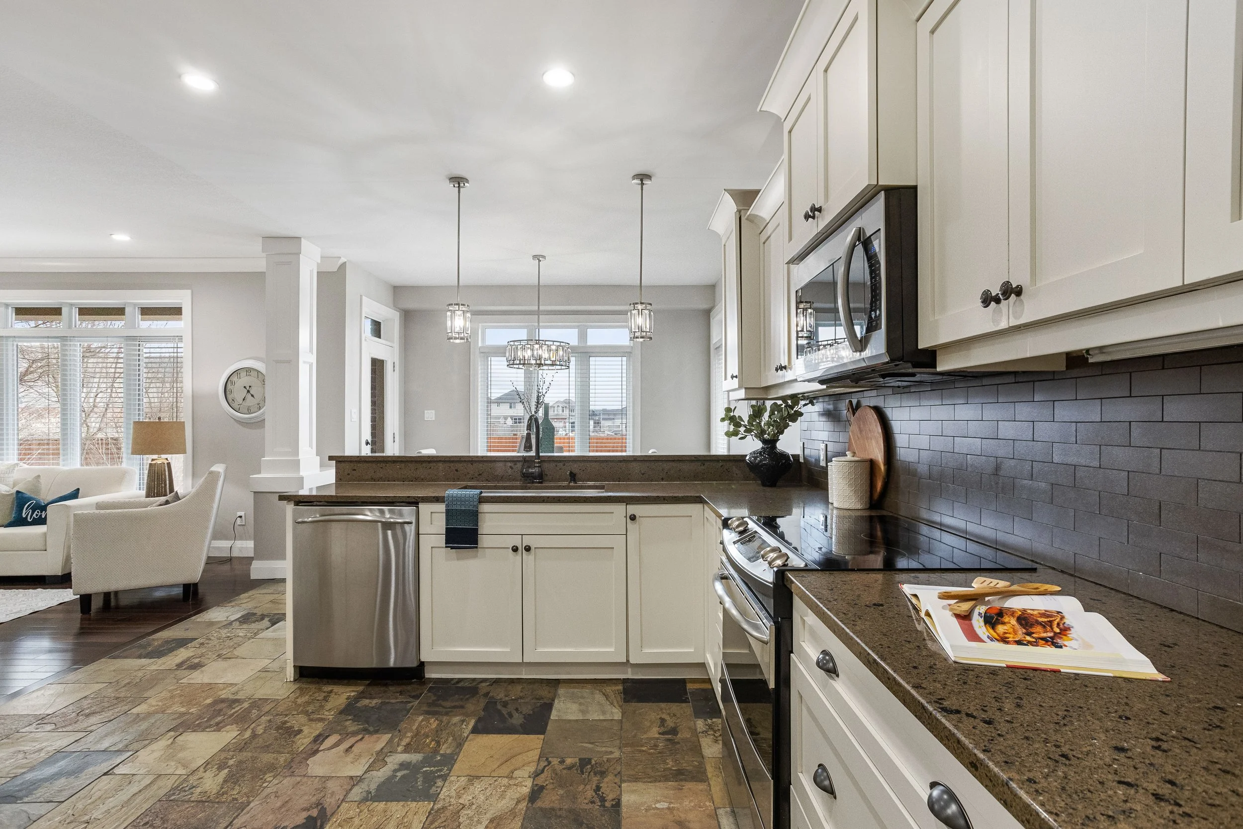 1163 Cardinal Rd-12.jpg