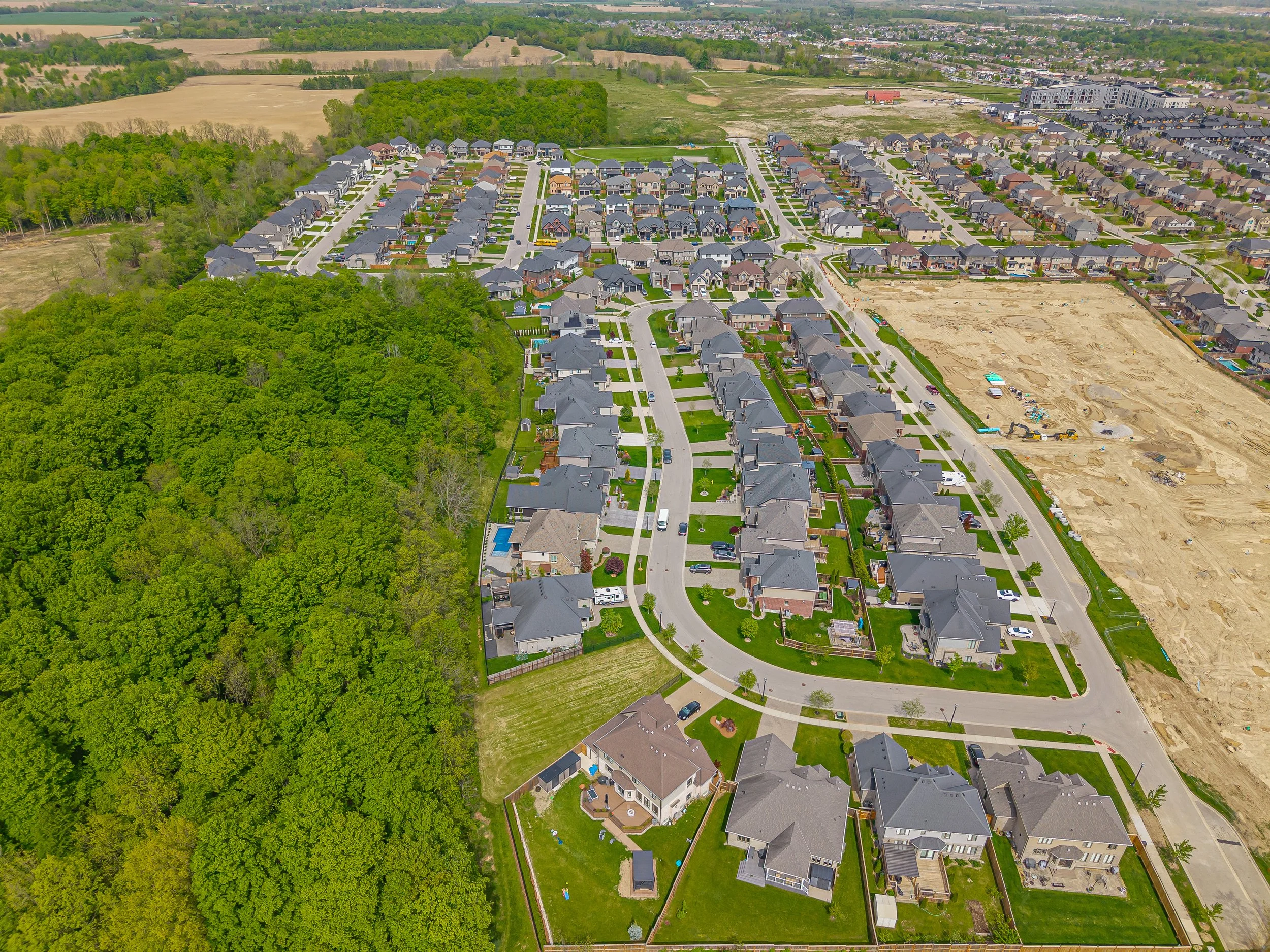 2263 Dauncey Cres -57.jpg
